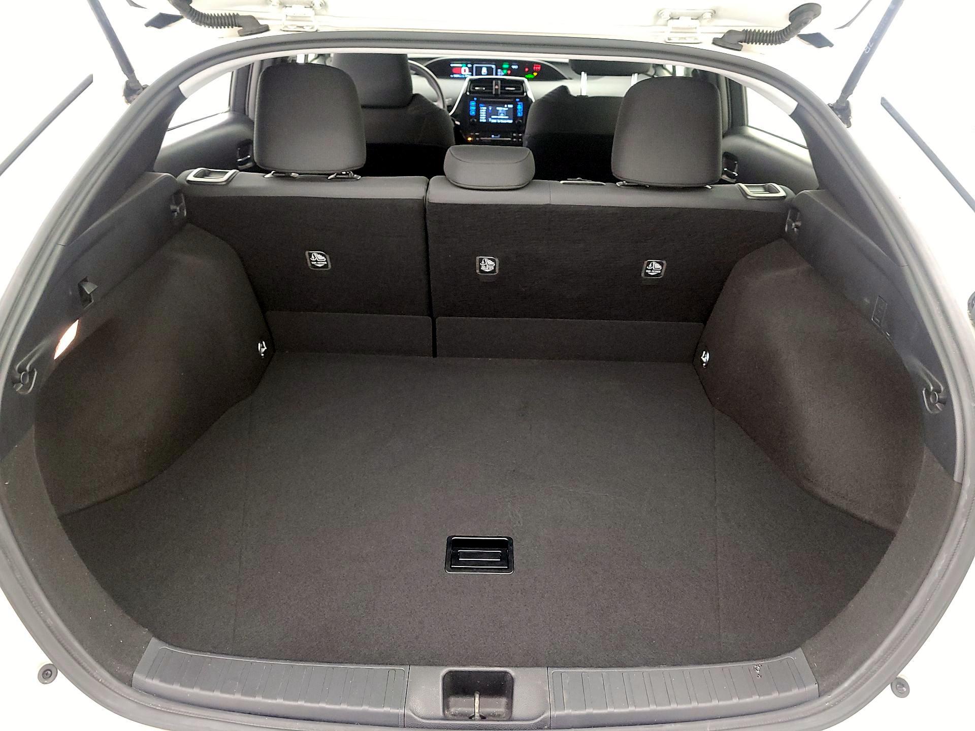 Thumbnail: 2018 Toyota Prius - 20