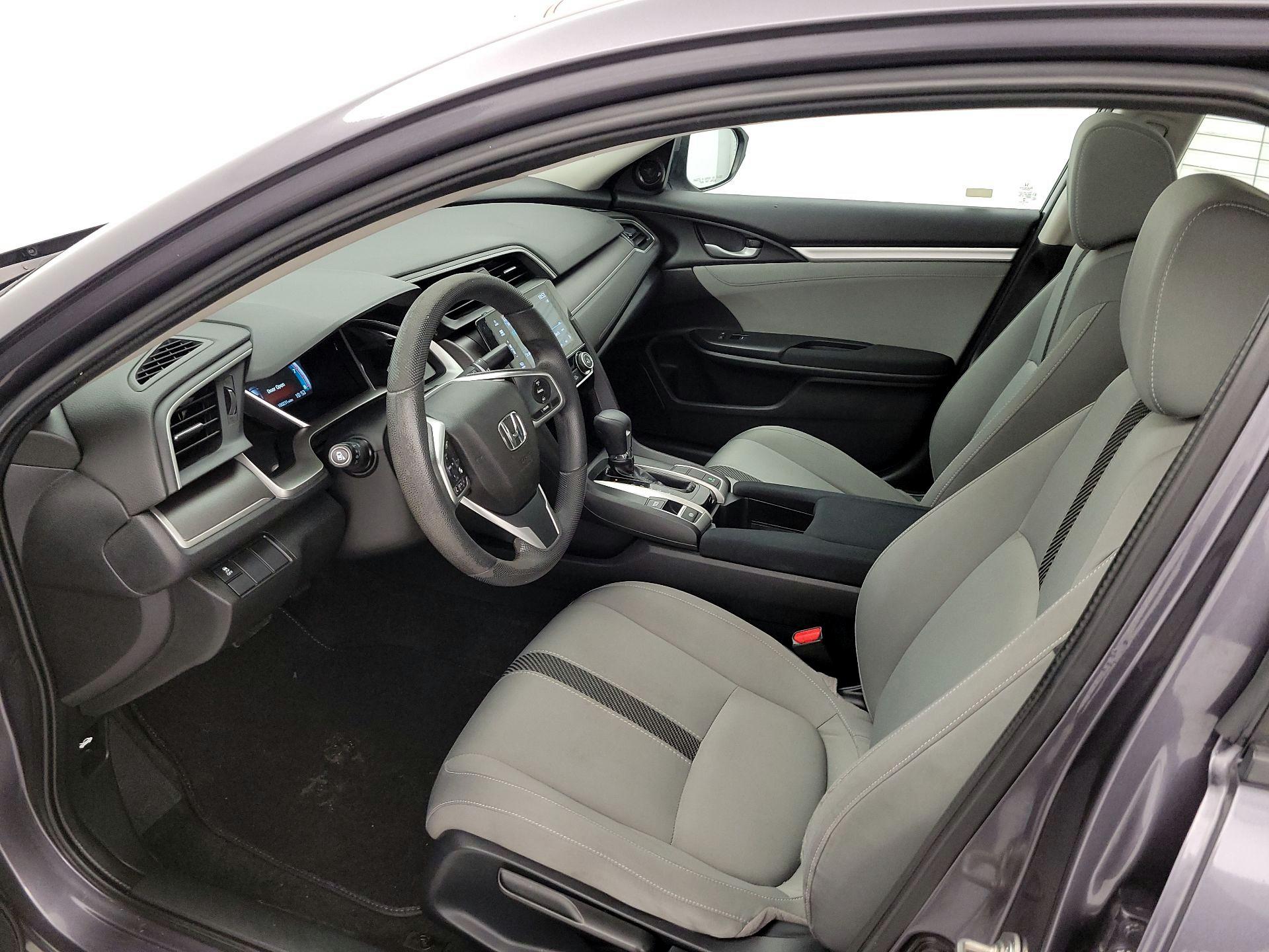 Thumbnail: 2016 Honda Civic - 11