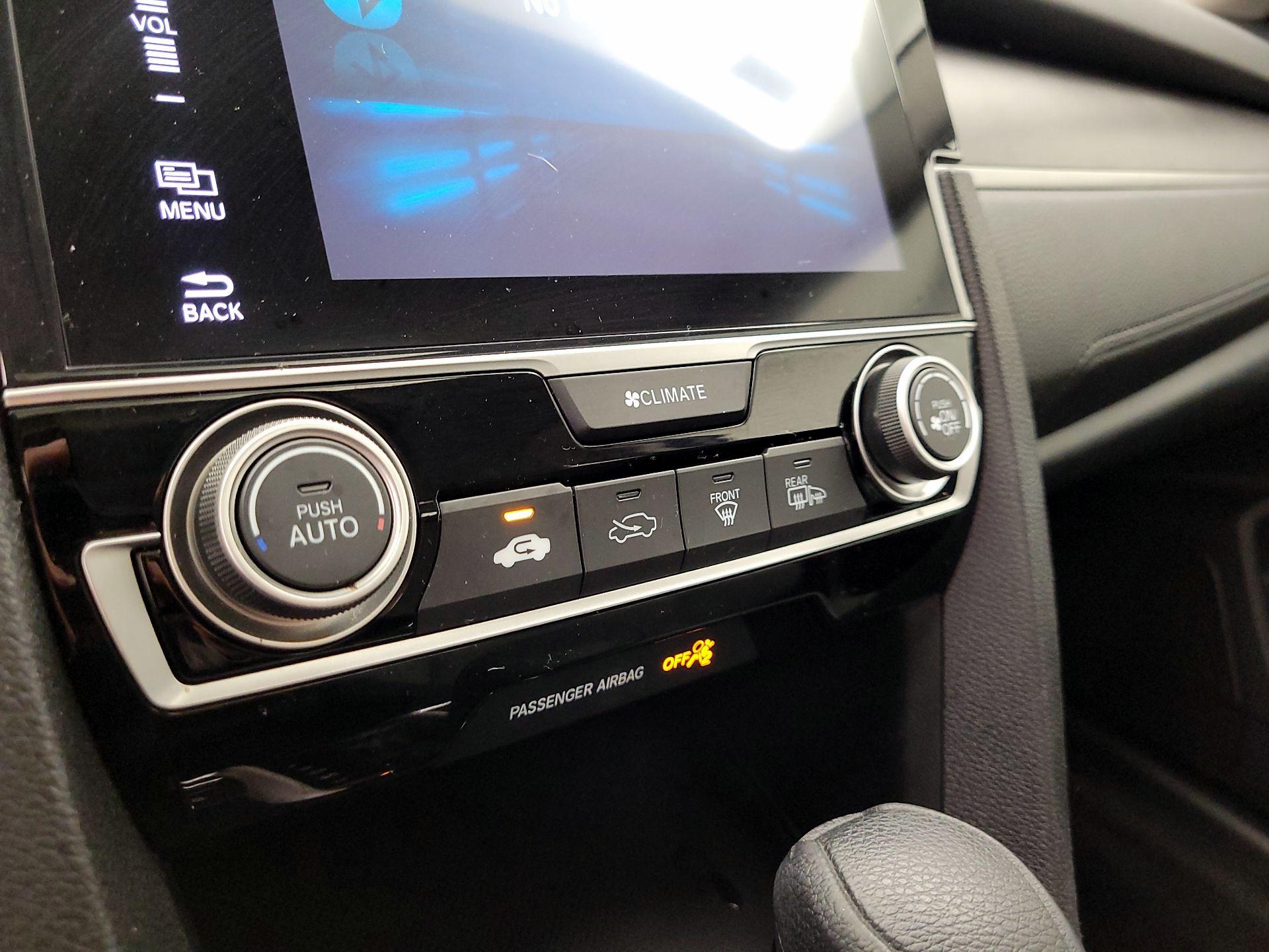 Thumbnail: 2016 Honda Civic - 16