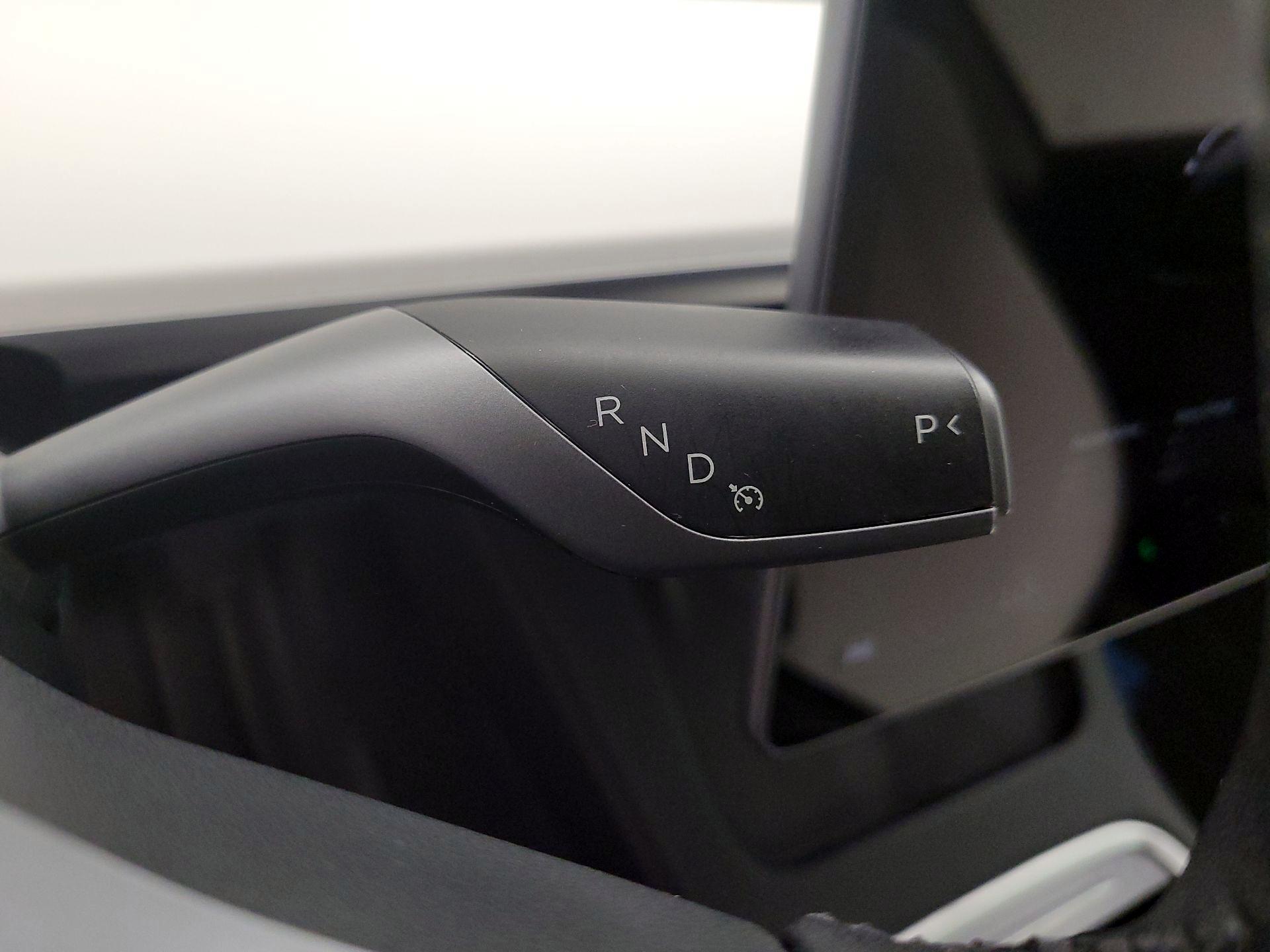 Thumbnail: 2023 Tesla Model 3 - 17