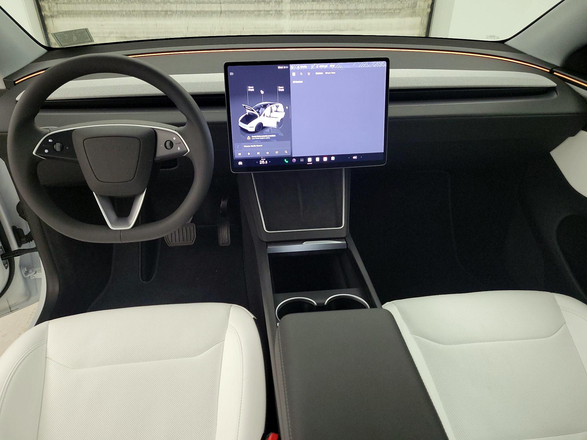 Thumbnail: 2026 Tesla Model Y - 9