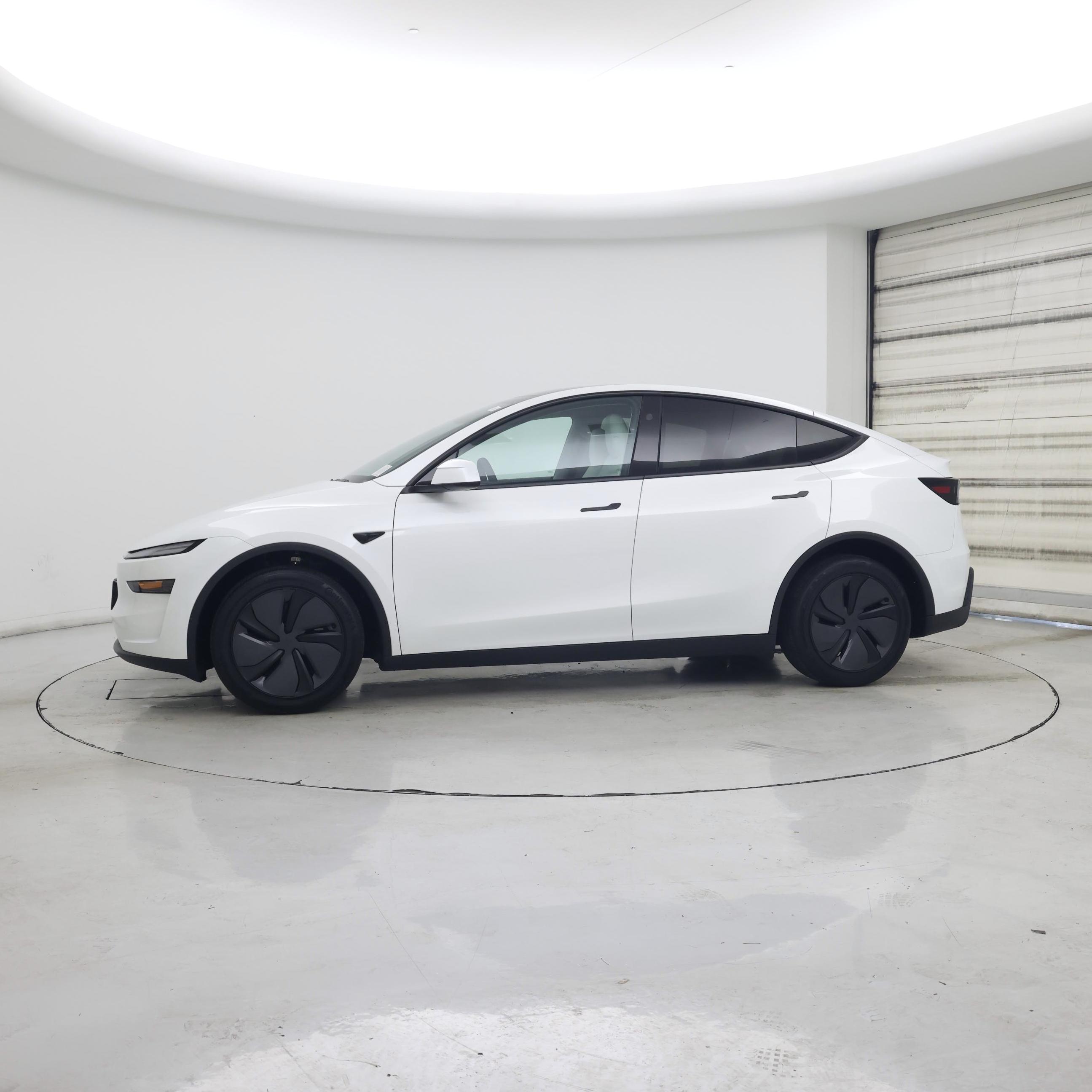 Thumbnail: 2026 Tesla Model Y - 3