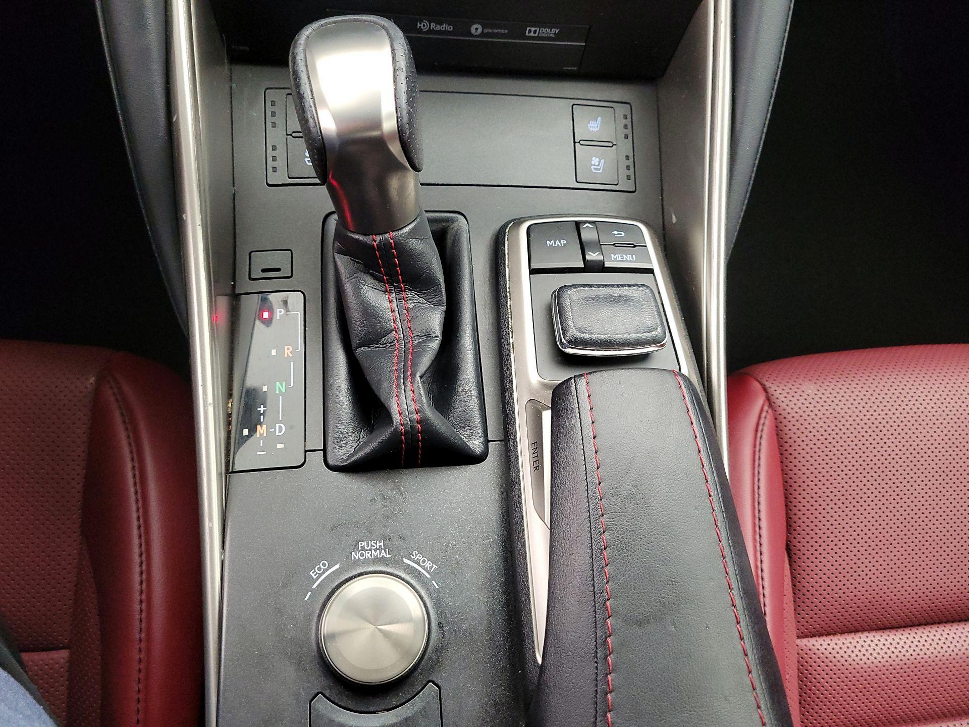 Thumbnail: 2018 Lexus IS - 18