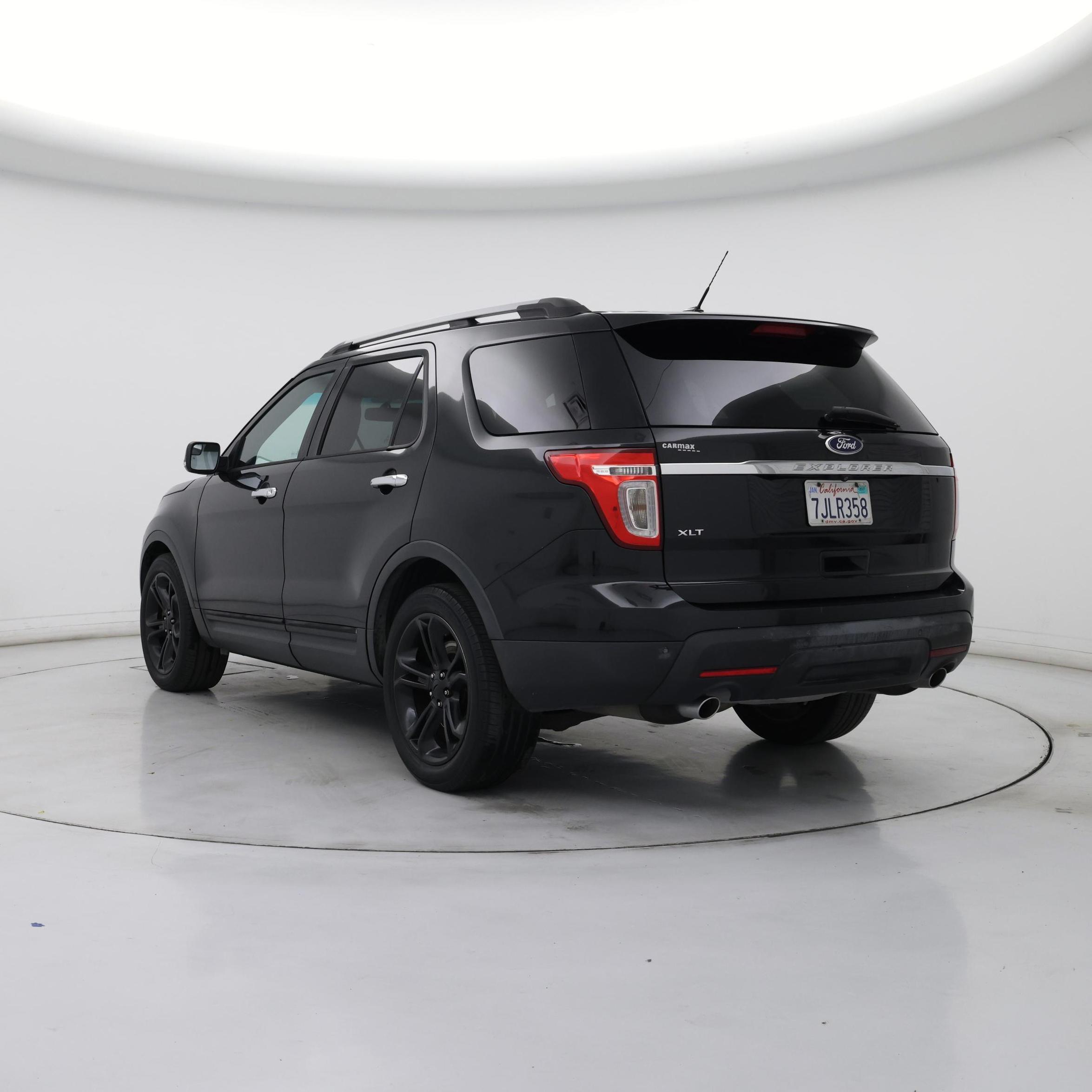 Thumbnail: 2015 Ford Explorer - 2