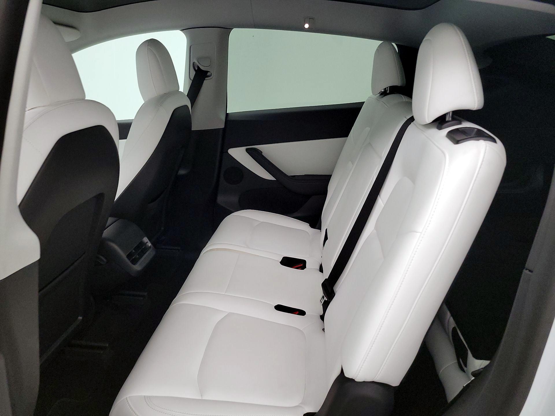 Thumbnail: 2022 Tesla Model Y - 19