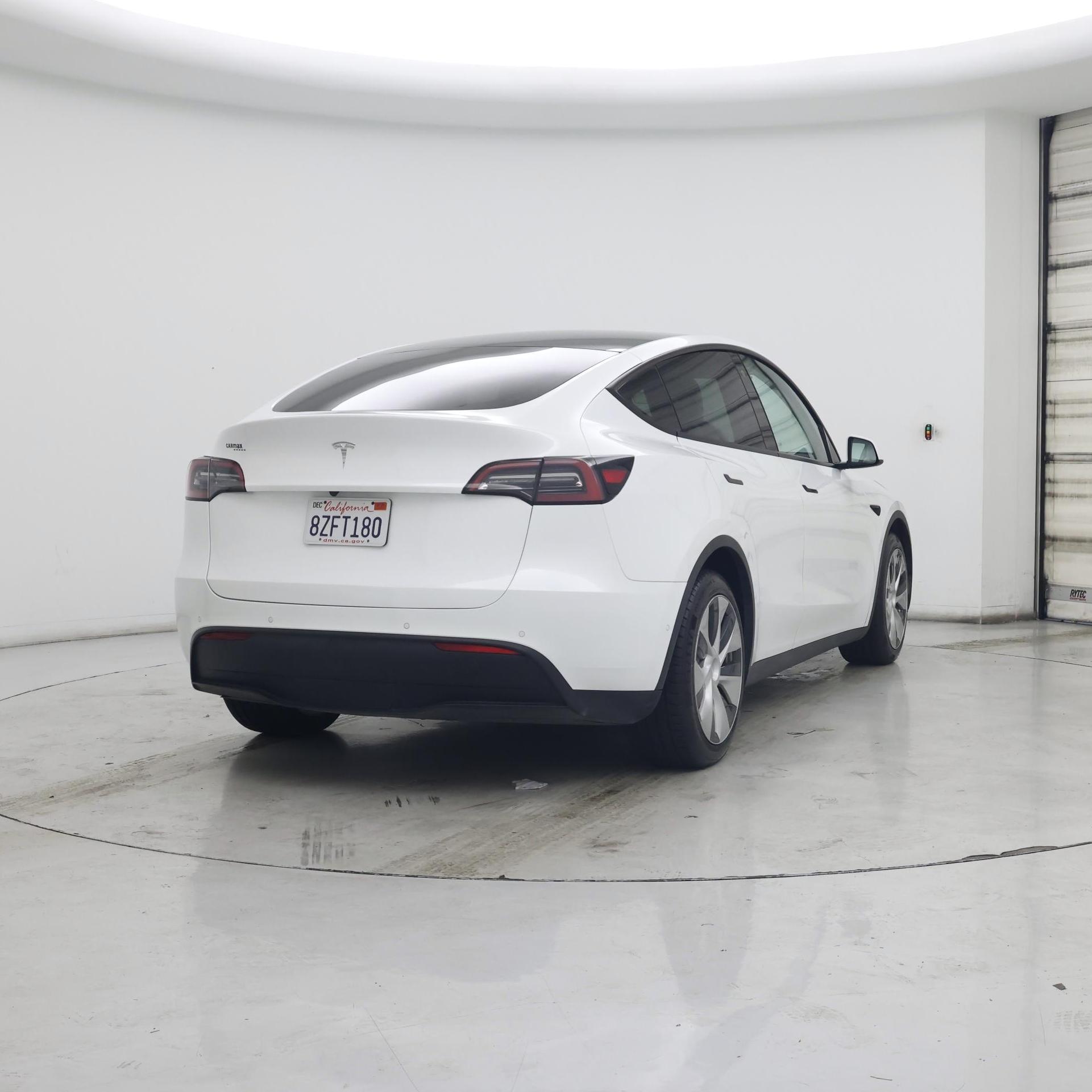 Thumbnail: 2022 Tesla Model Y - 8