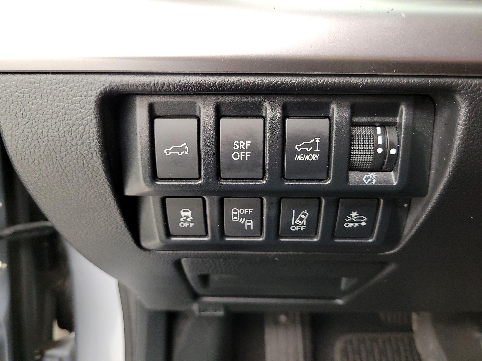 Thumbnail: 2015 Subaru Outback - 13