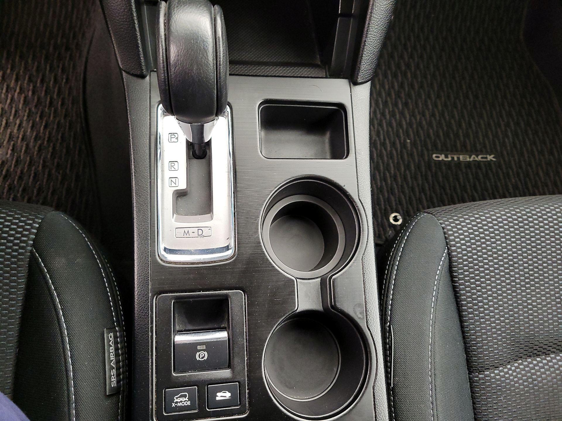 Thumbnail: 2015 Subaru Outback - 17