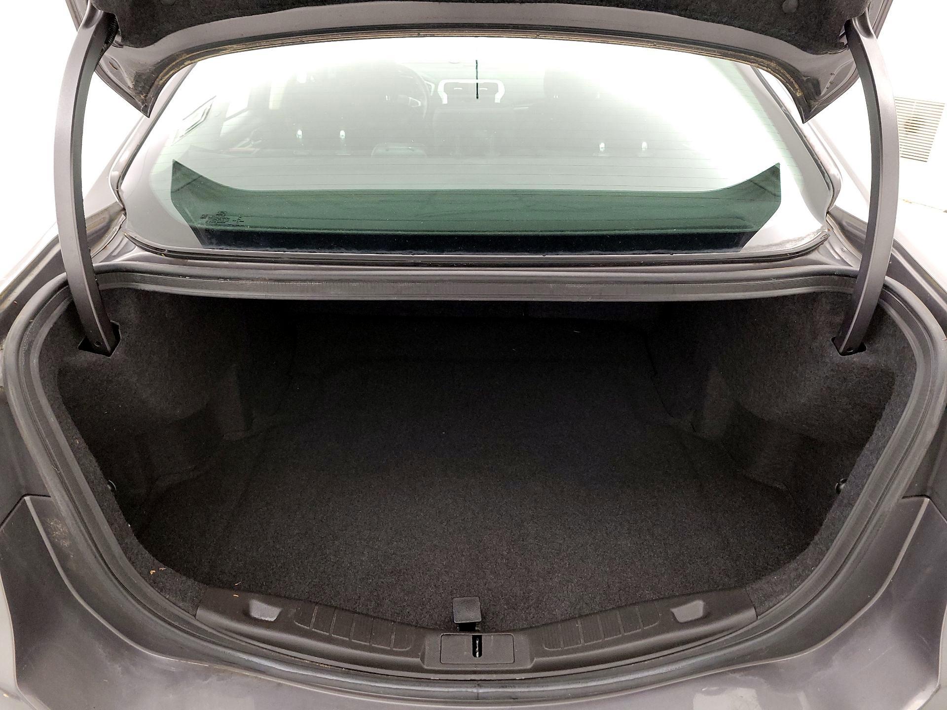 Thumbnail: 2014 Ford Fusion - 19