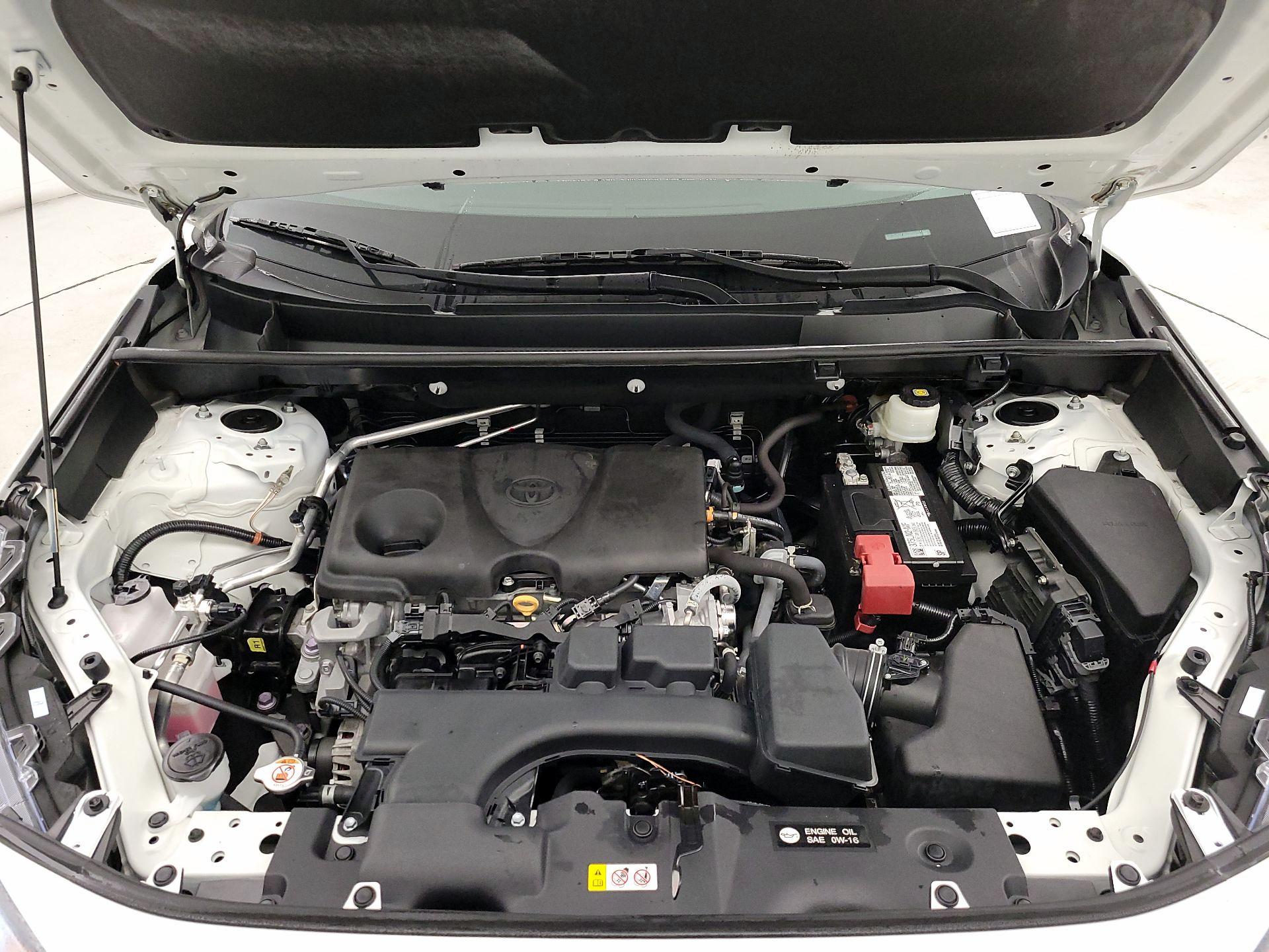 Thumbnail: 2022 Toyota RAV4 - 20