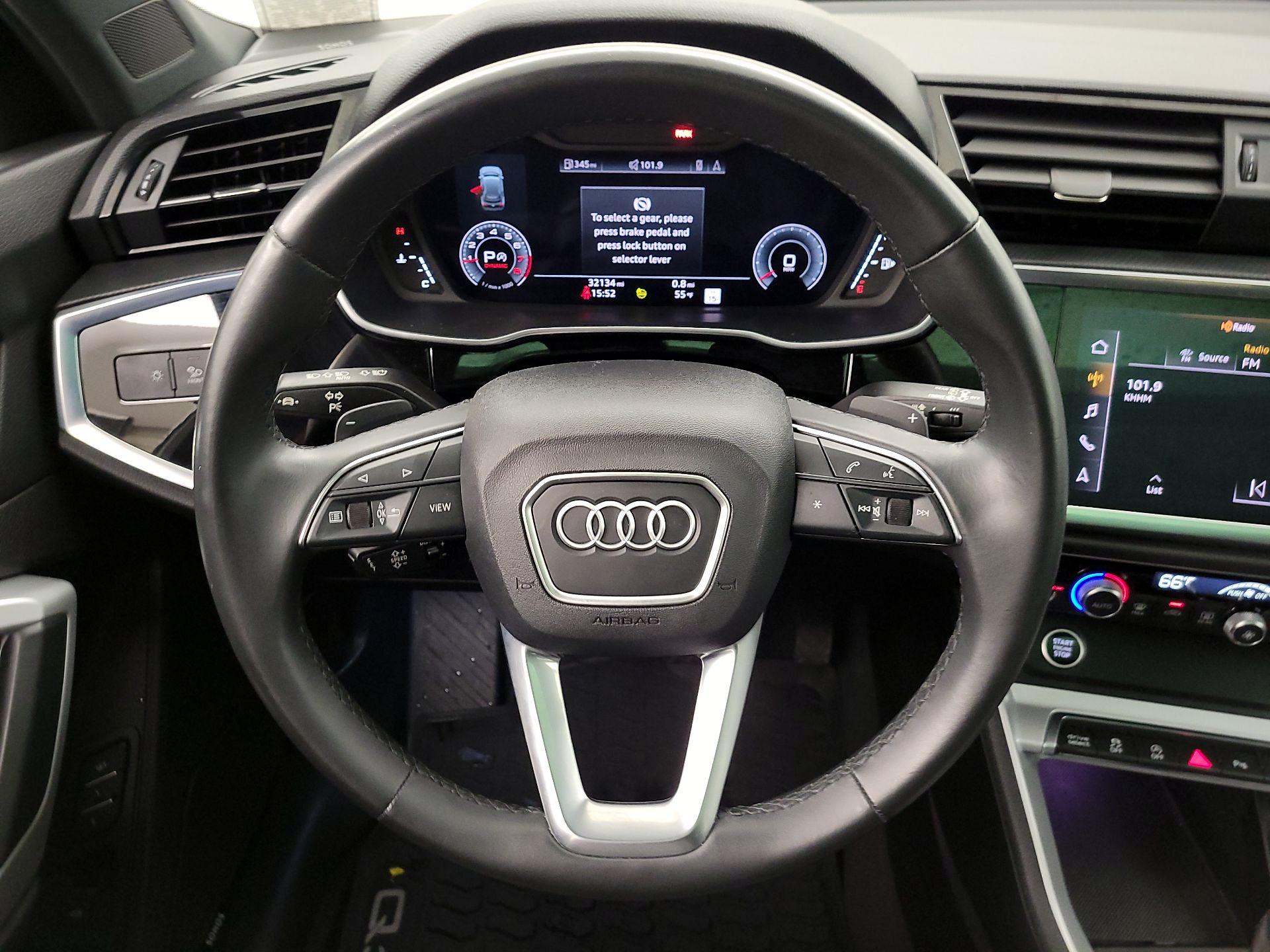 Thumbnail: 2022 Audi Q3 - 10