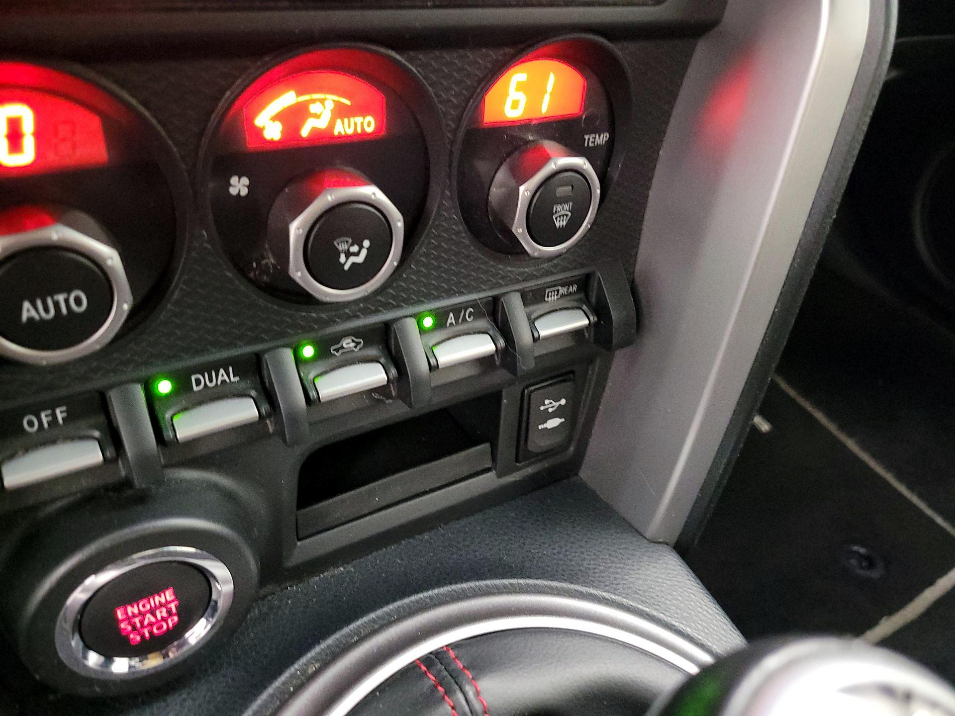 Thumbnail: 2015 Subaru BRZ - 17