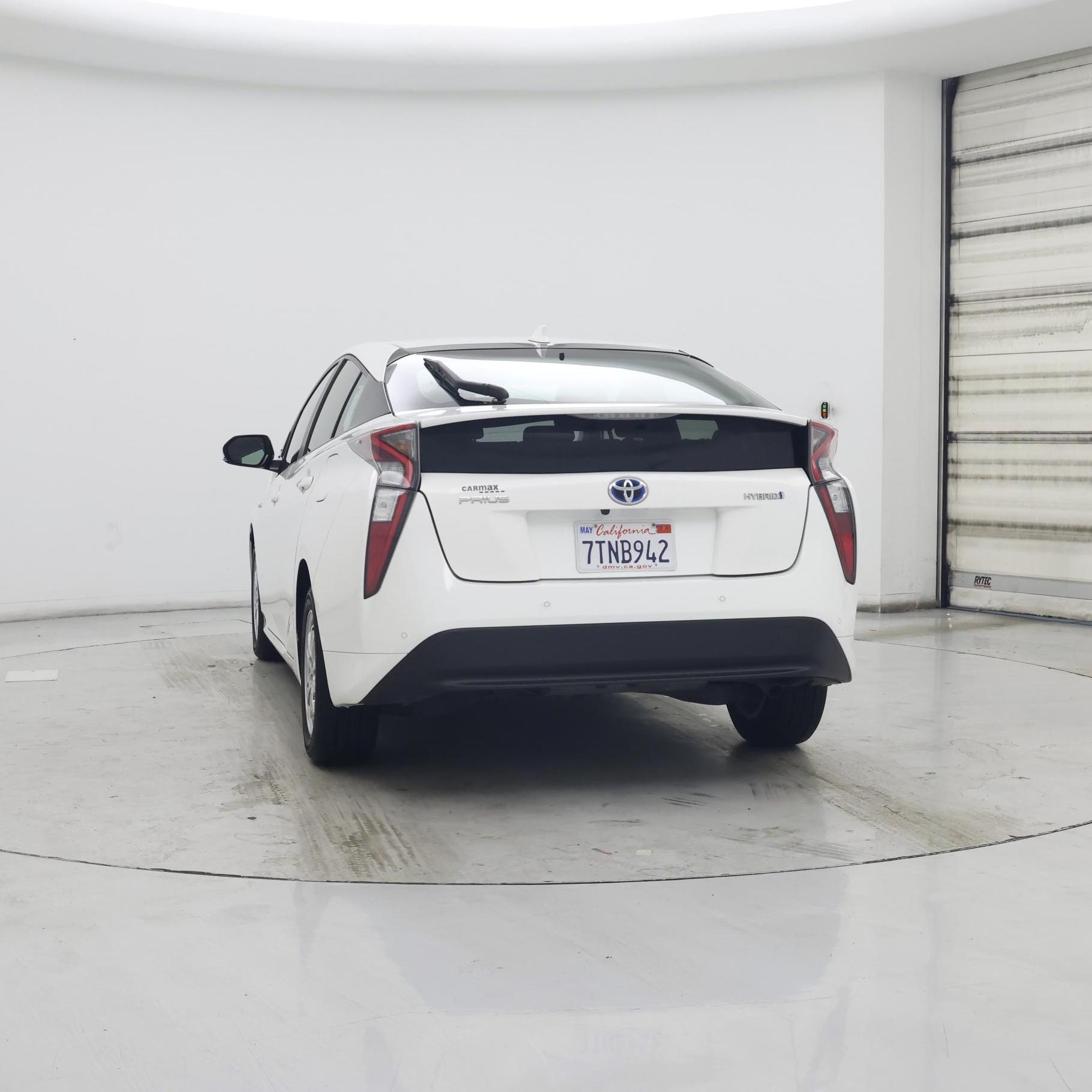 Thumbnail: 2018 Toyota Prius - 6