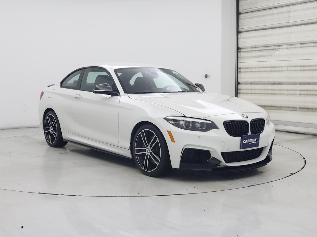 BMW 2 Series M240i Coupe RWD