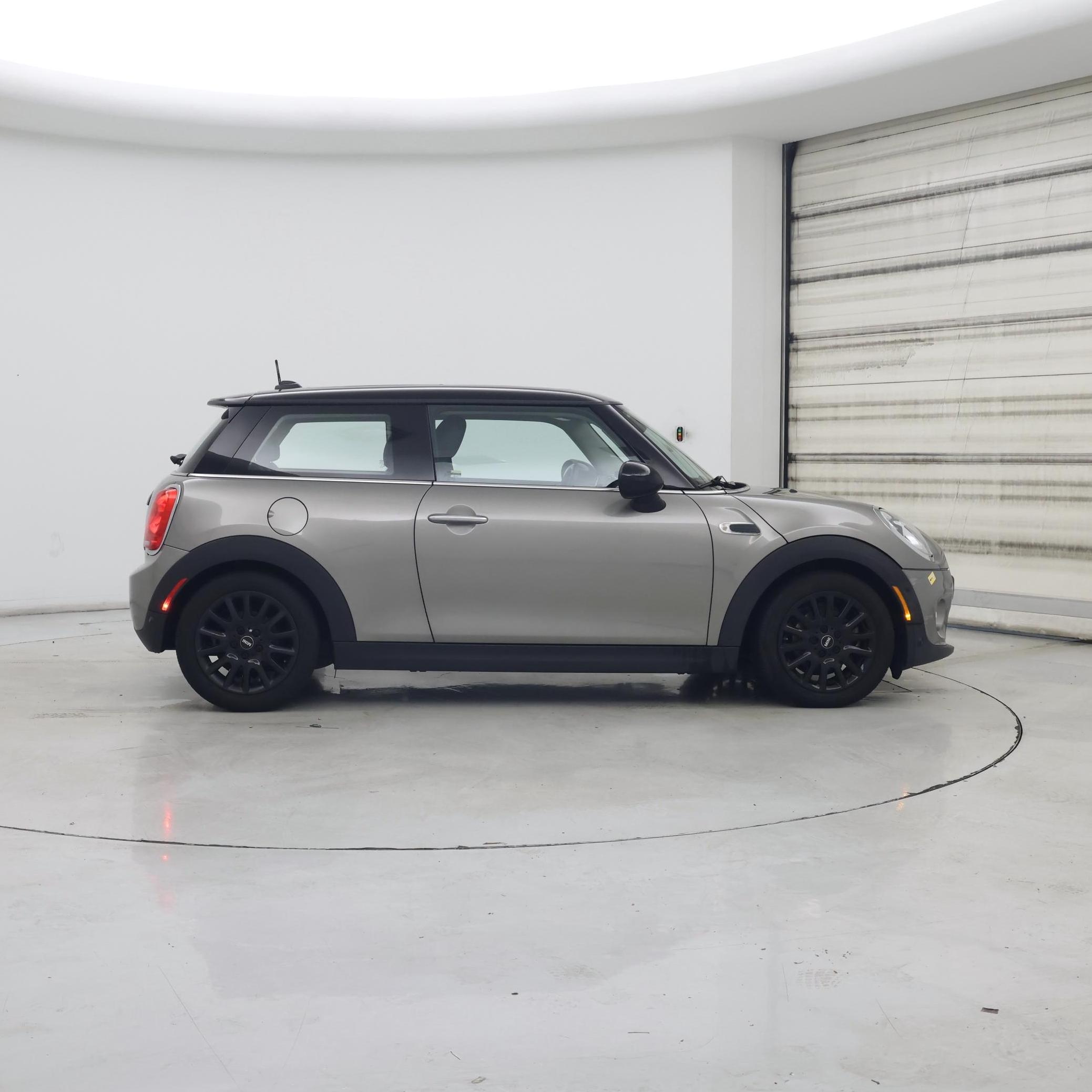 Thumbnail: 2018 MINI Cooper Hardtop - 7