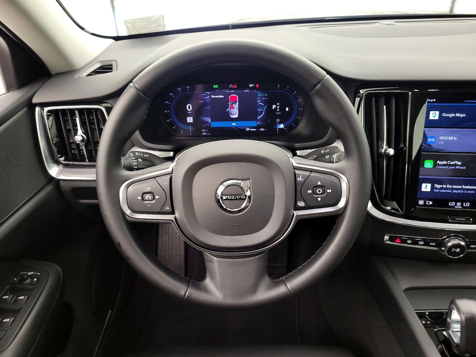 2024 Volvo S60 Core - Photo 11