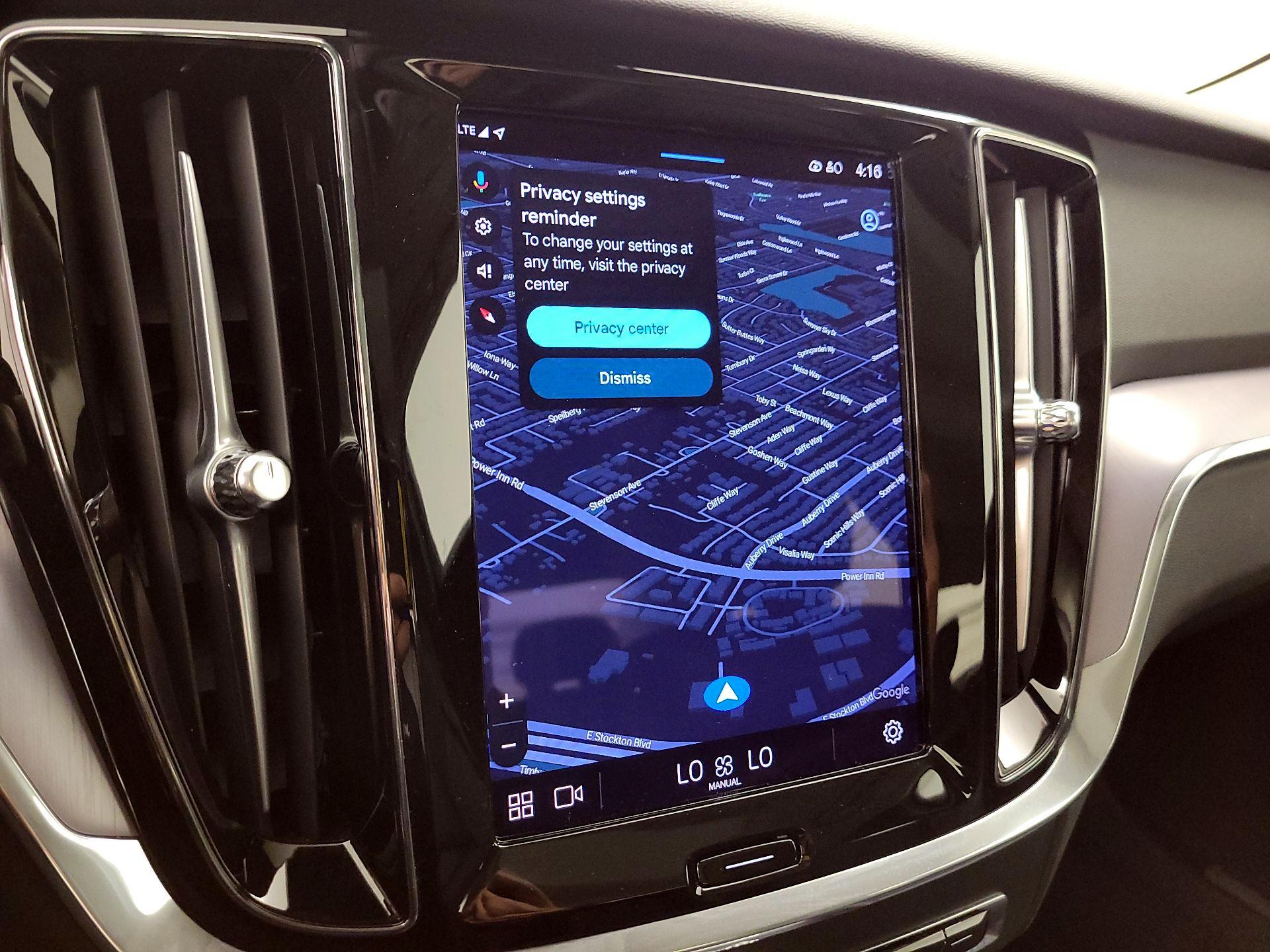 Thumbnail: 2024 Volvo S60 - 13