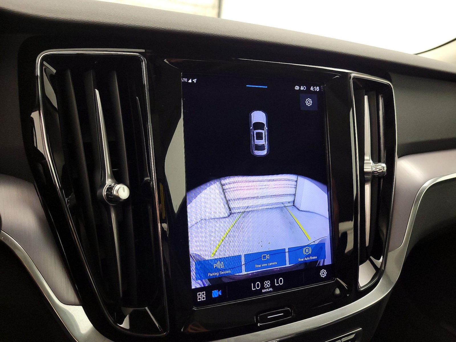 2024 Volvo S60 Core - Photo 15