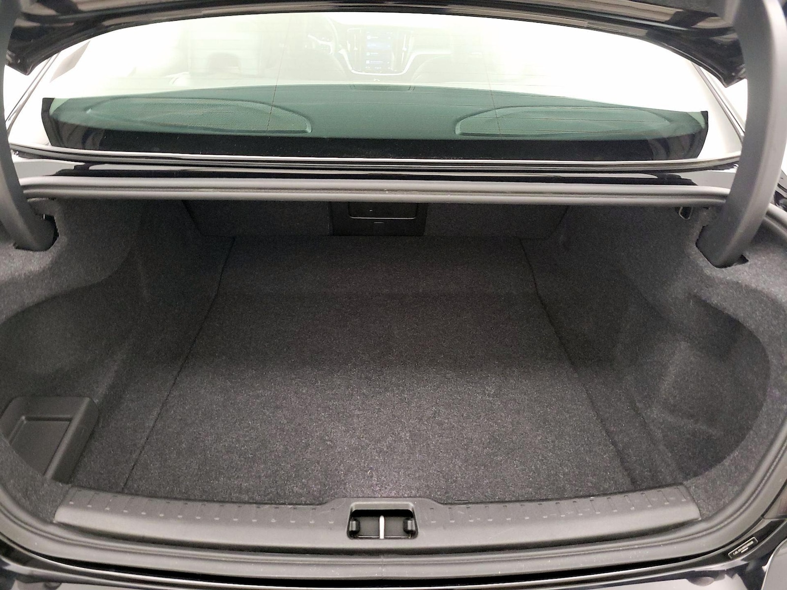 2024 Volvo S60 Core - Photo 21