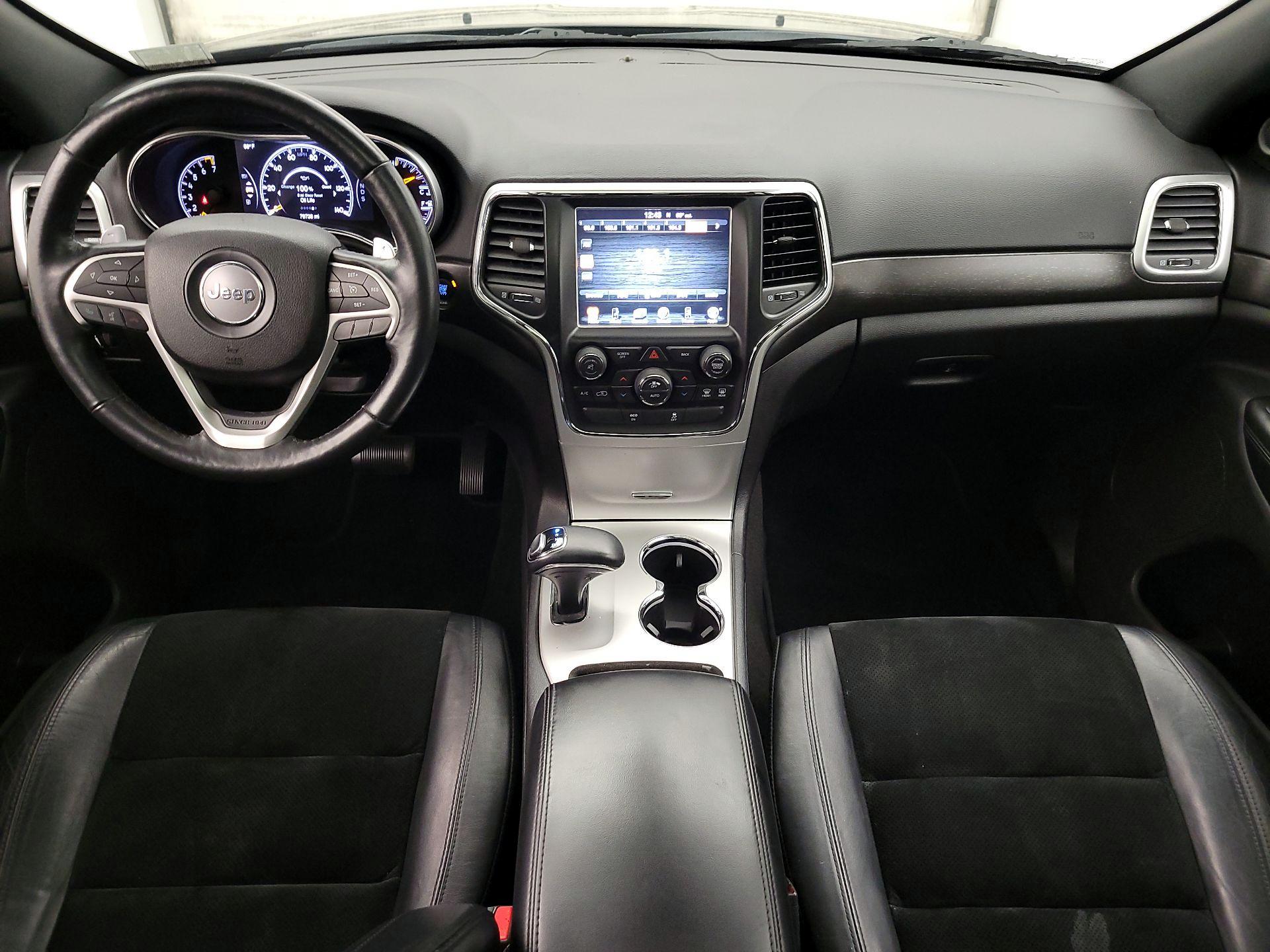 Thumbnail: 2015 Jeep Grand Cherokee - 9