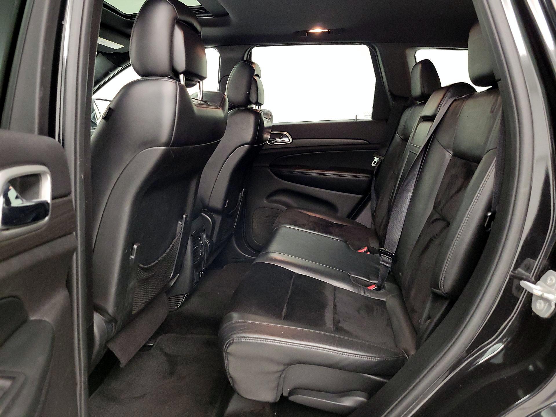 Thumbnail: 2015 Jeep Grand Cherokee - 20