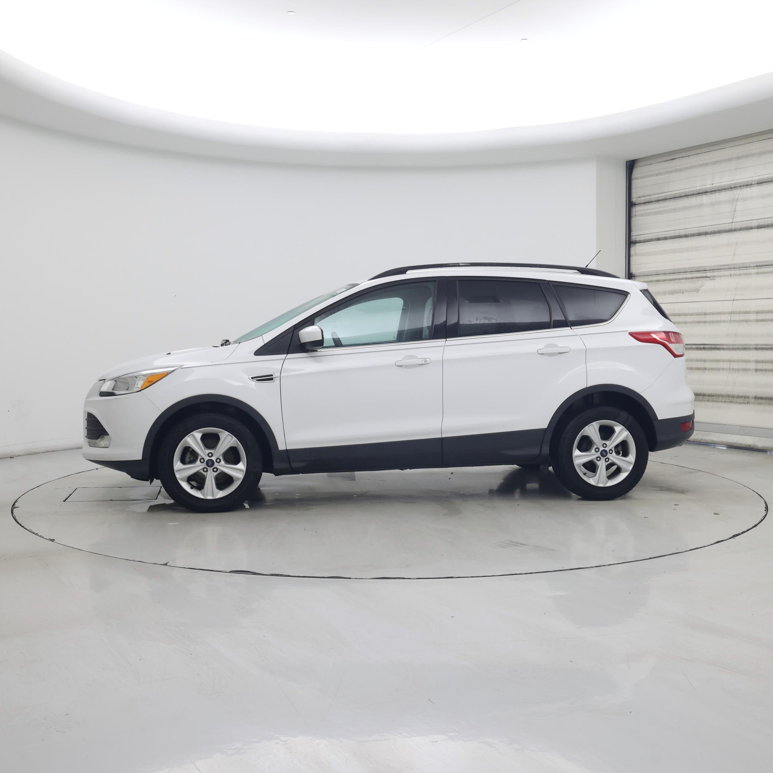 Thumbnail: 2014 Ford Escape - 3