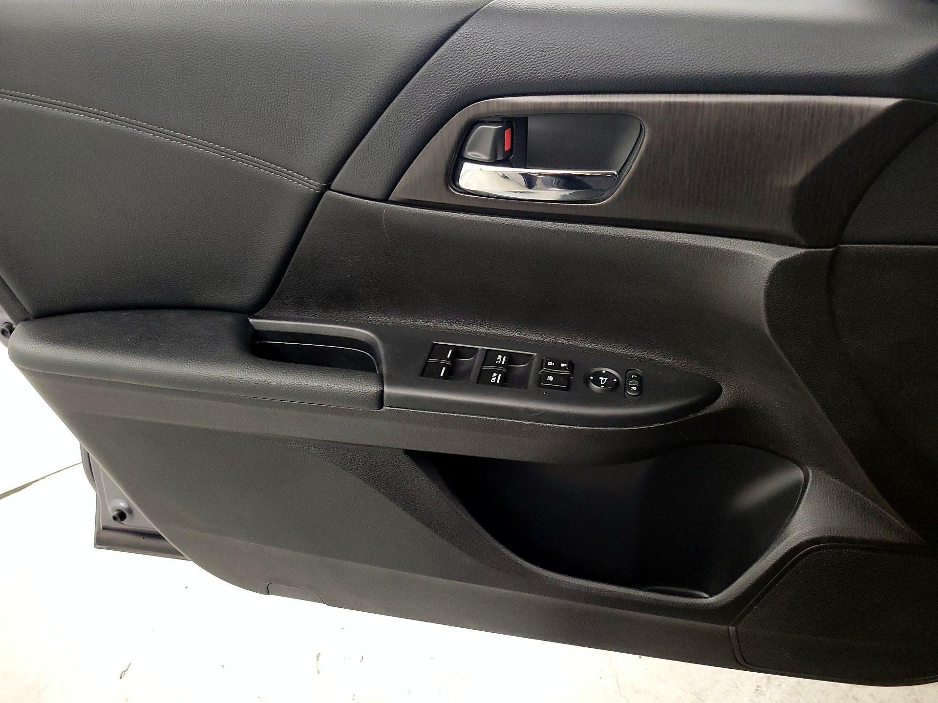 Thumbnail: 2014 Honda Accord - 12