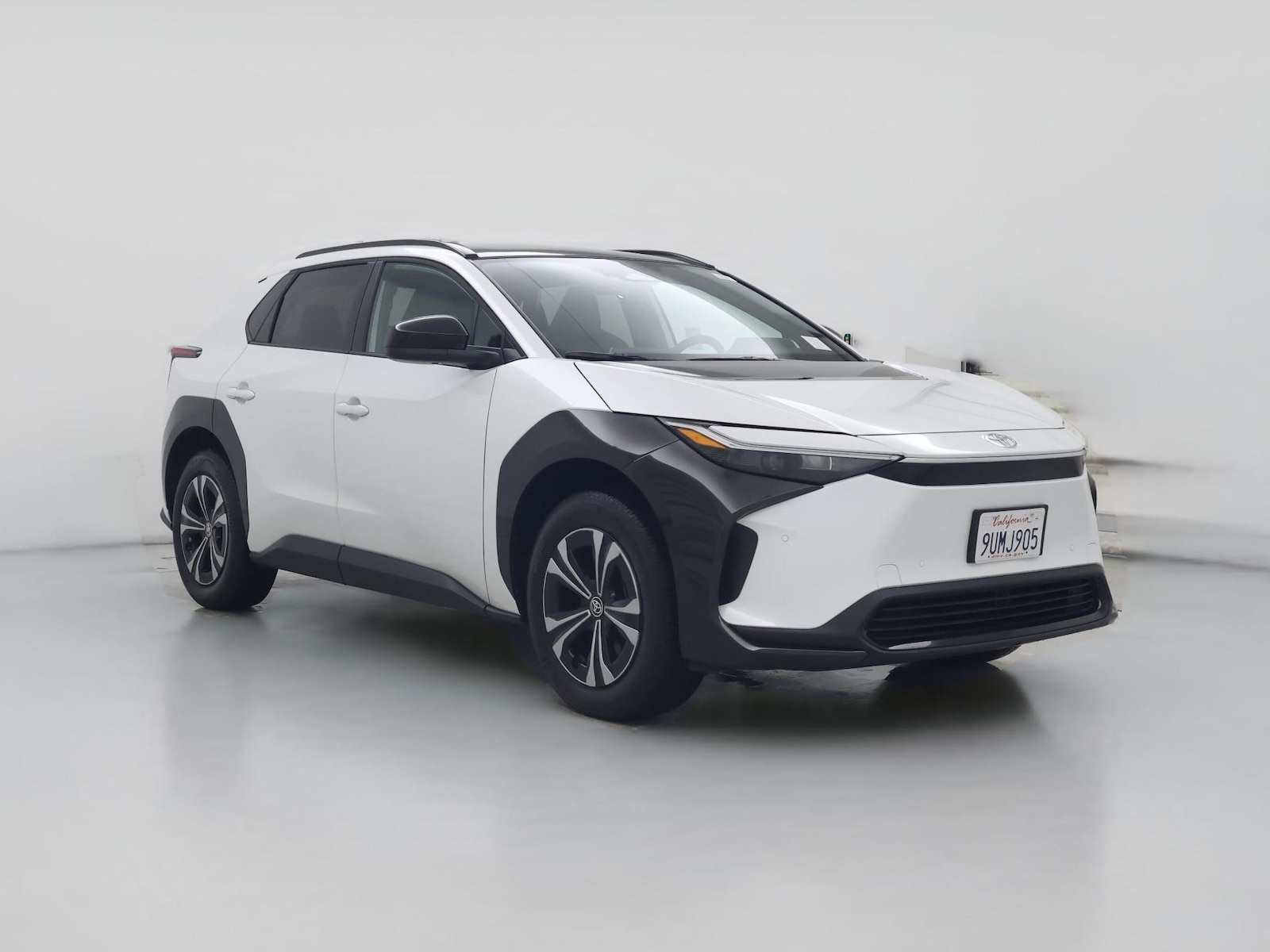 2025 Toyota bZ4X XLE