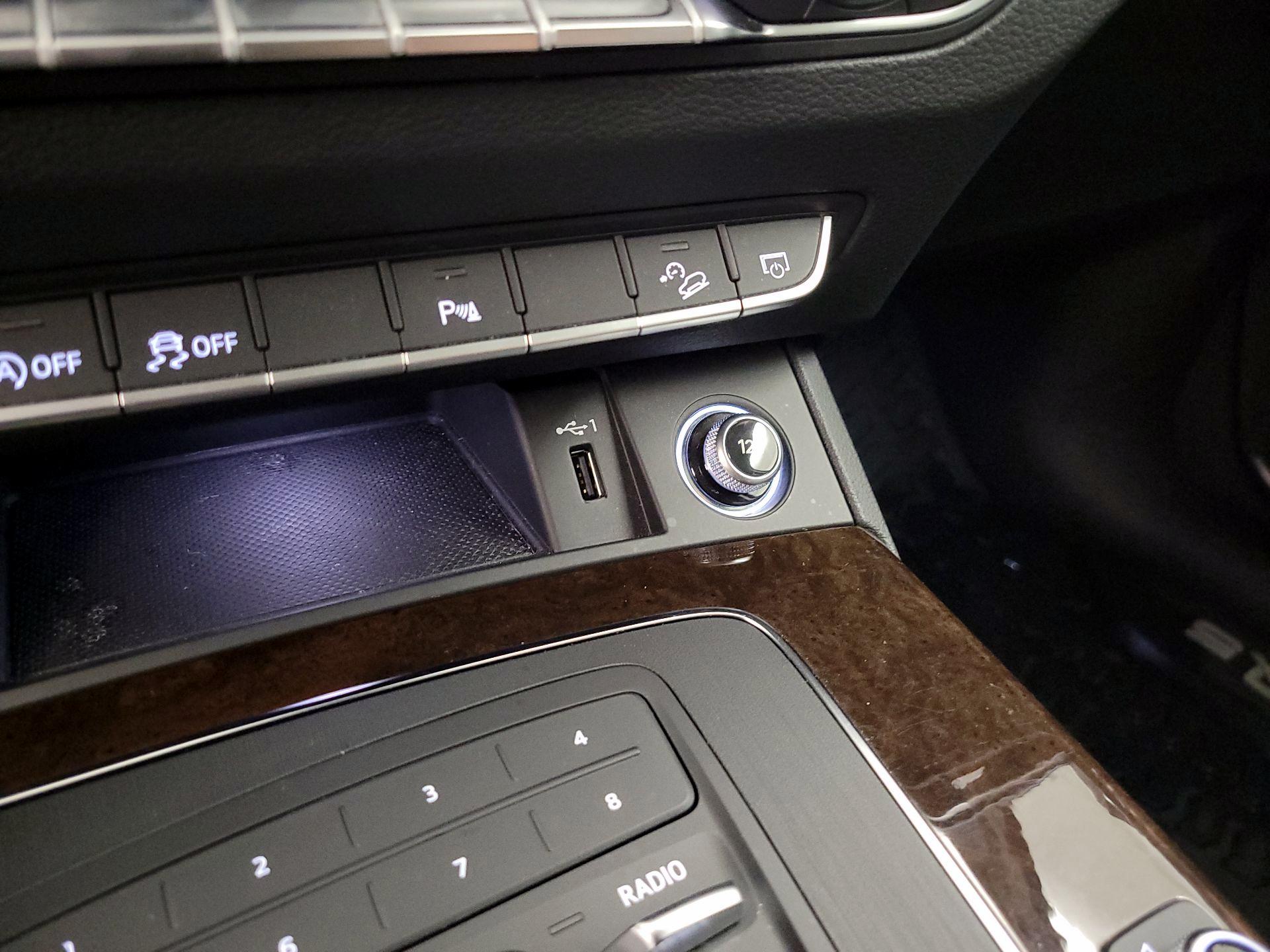 Thumbnail: 2020 Audi Q5 - 18