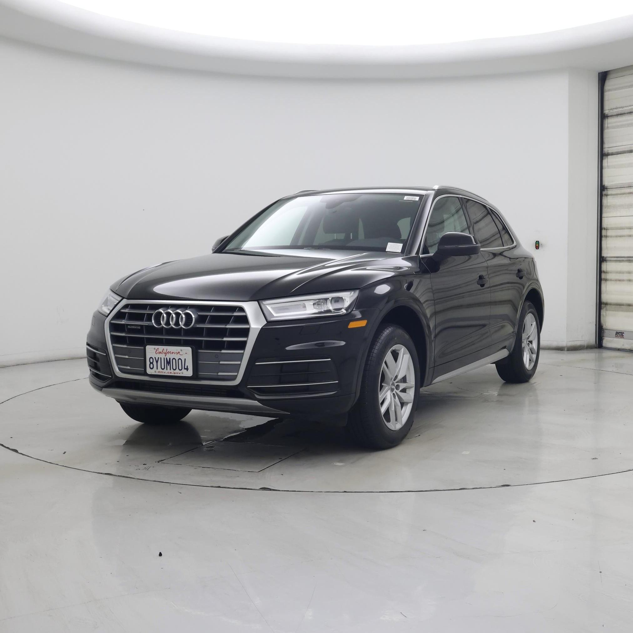Thumbnail: 2020 Audi Q5 - 4