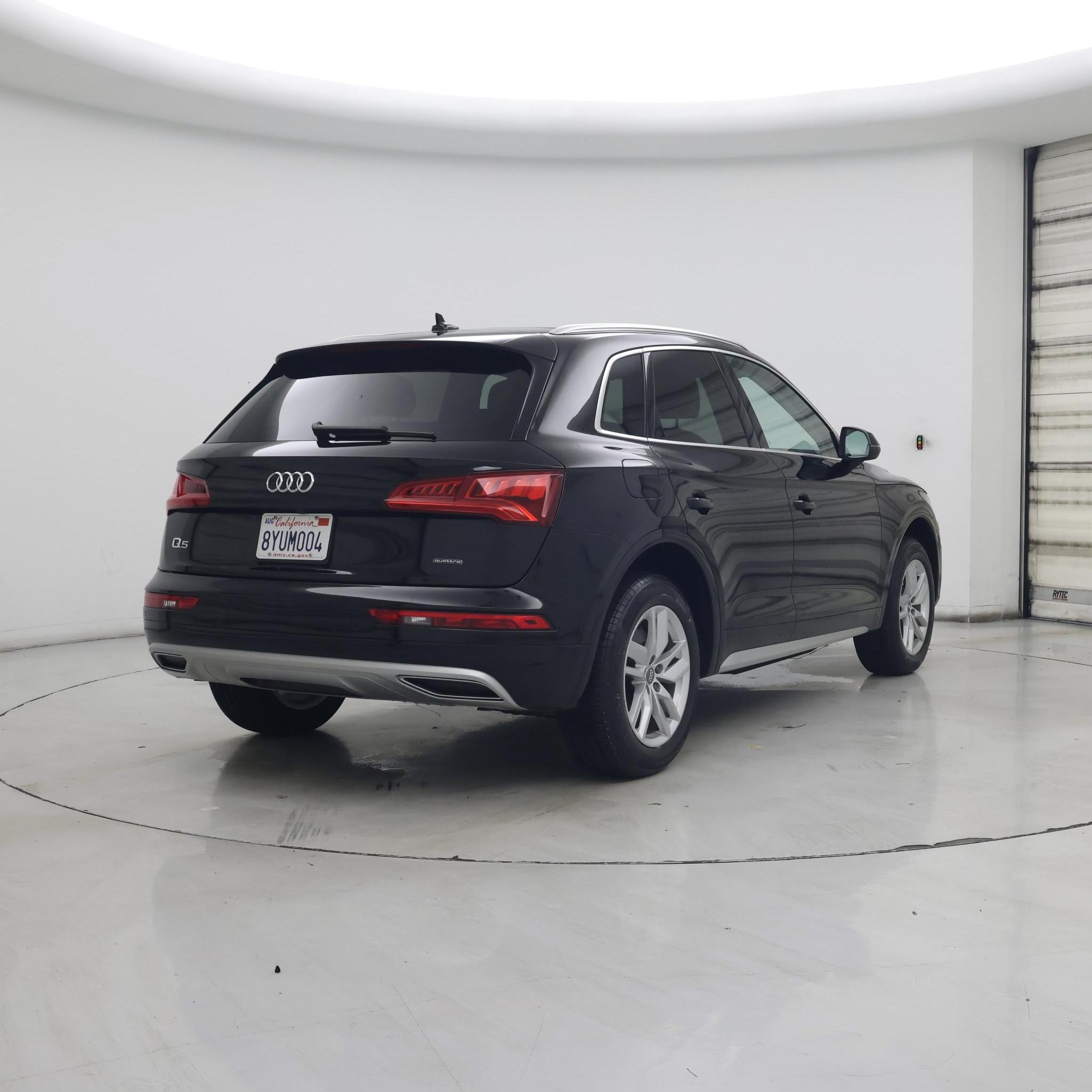 Thumbnail: 2020 Audi Q5 - 8