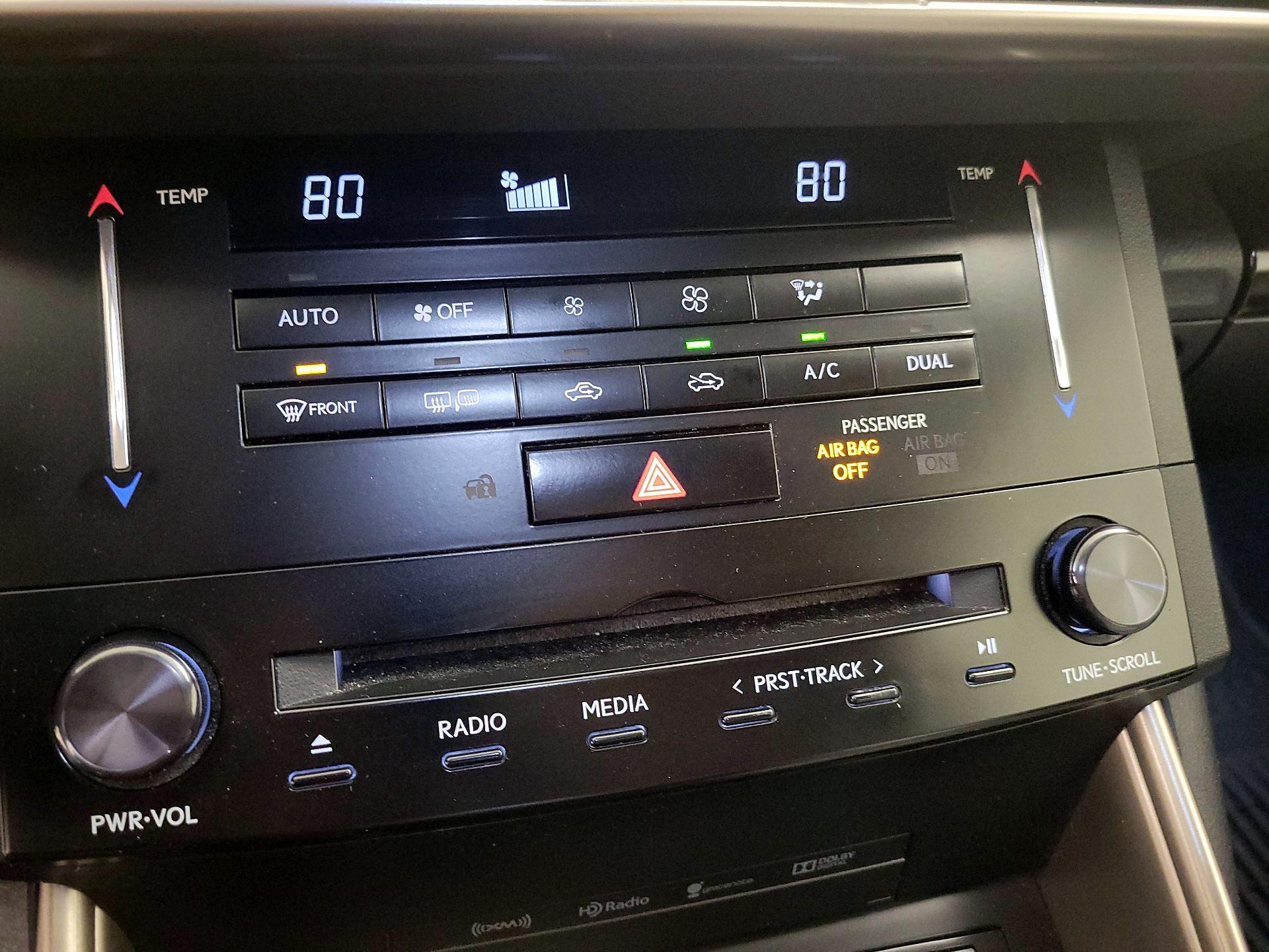 Thumbnail: 2014 Lexus IS - 15