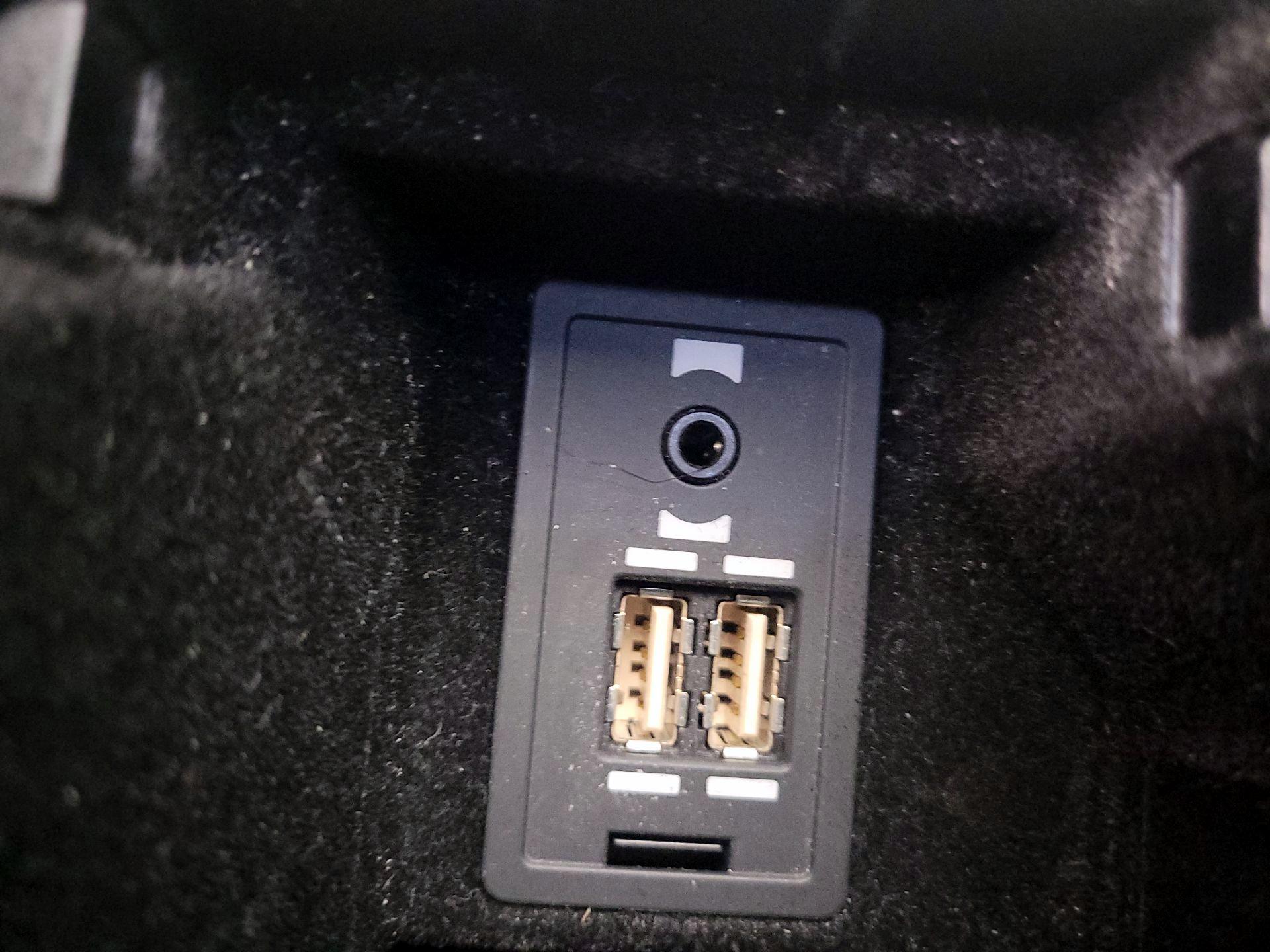 Thumbnail: 2014 Lexus IS - 17