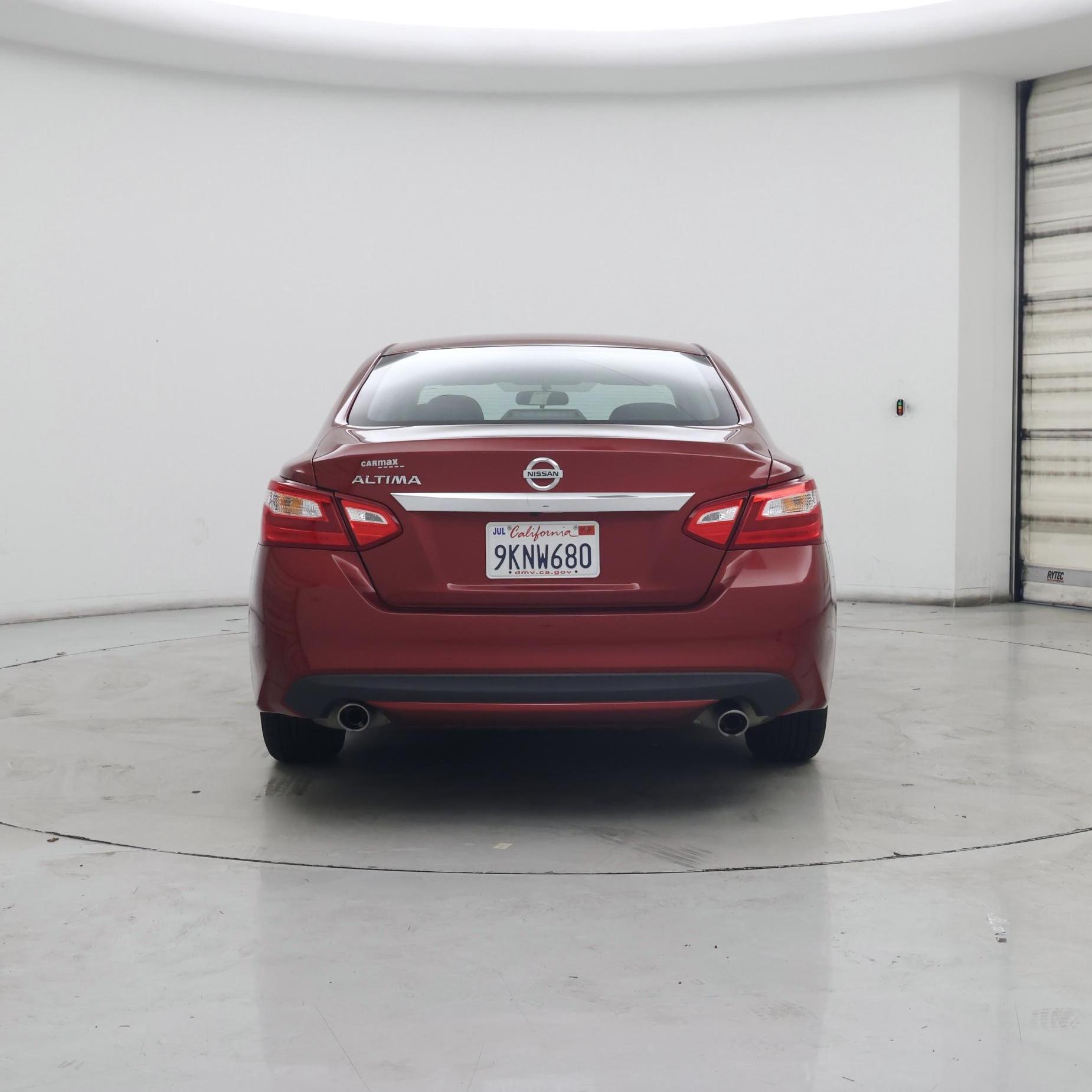 Thumbnail: 2016 Nissan Altima - 6