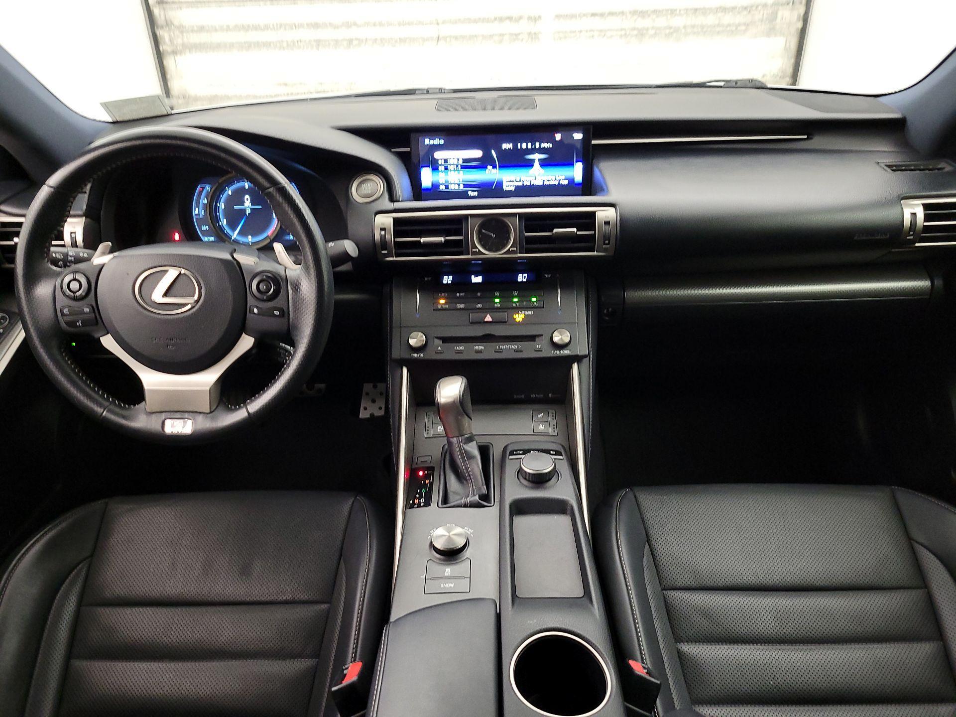 Thumbnail: 2015 Lexus IS - 9