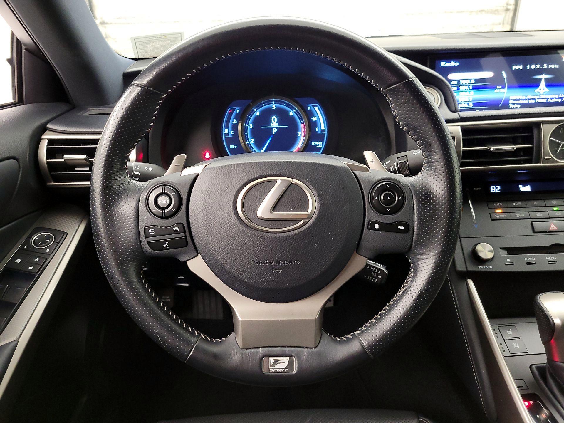 Thumbnail: 2015 Lexus IS - 10