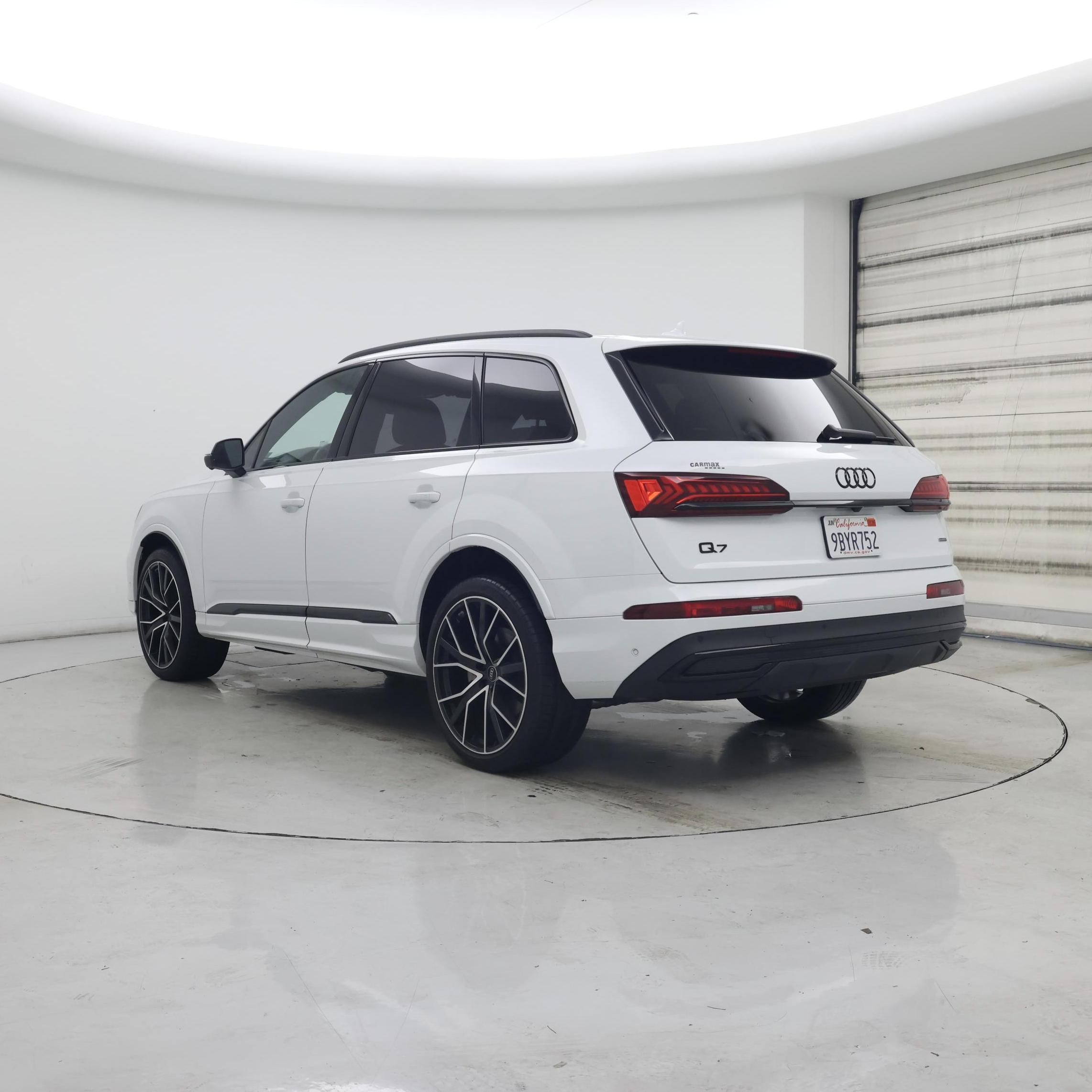 Thumbnail: 2022 Audi Q7 - 2