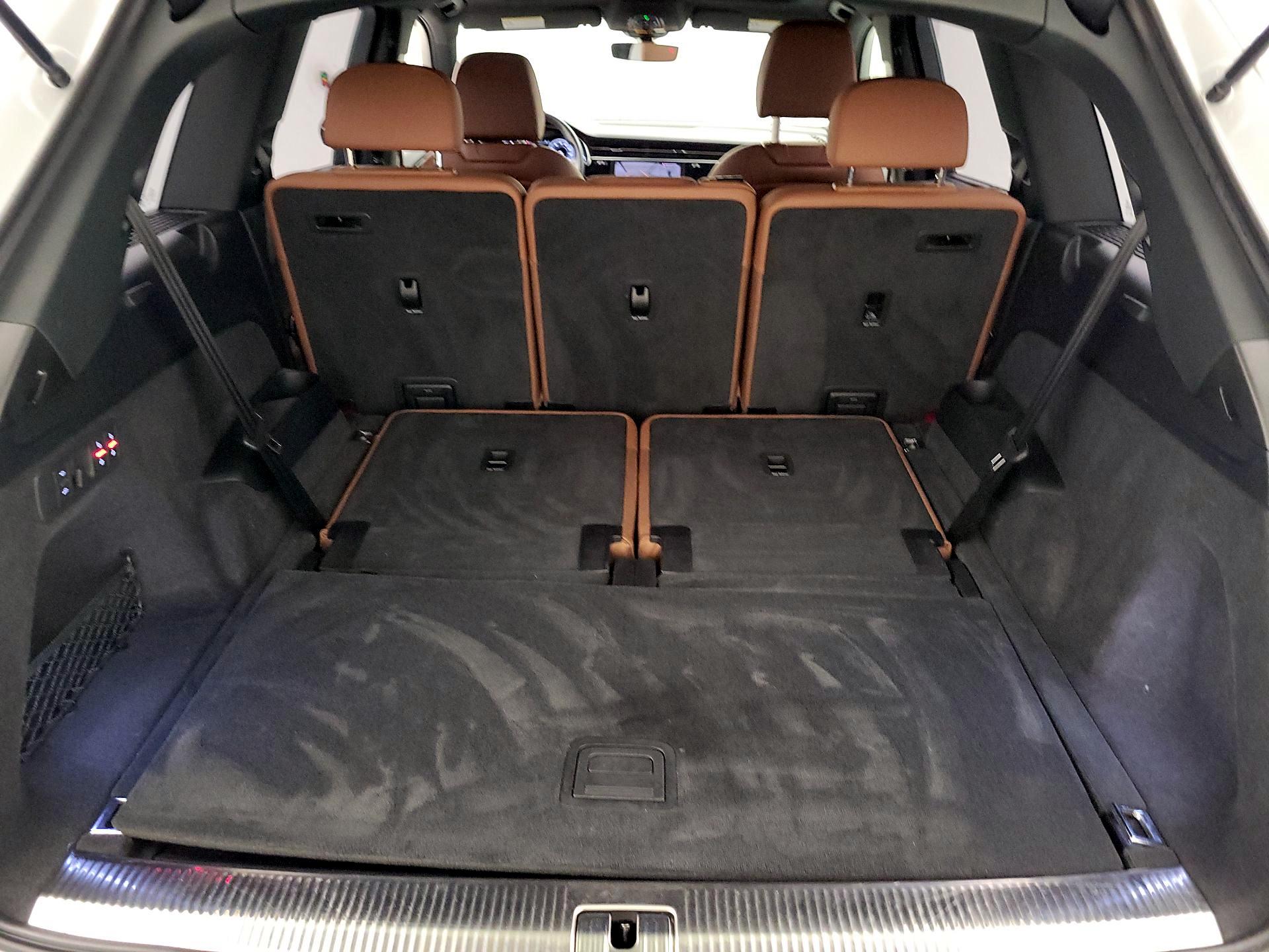 Thumbnail: 2022 Audi Q7 - 20