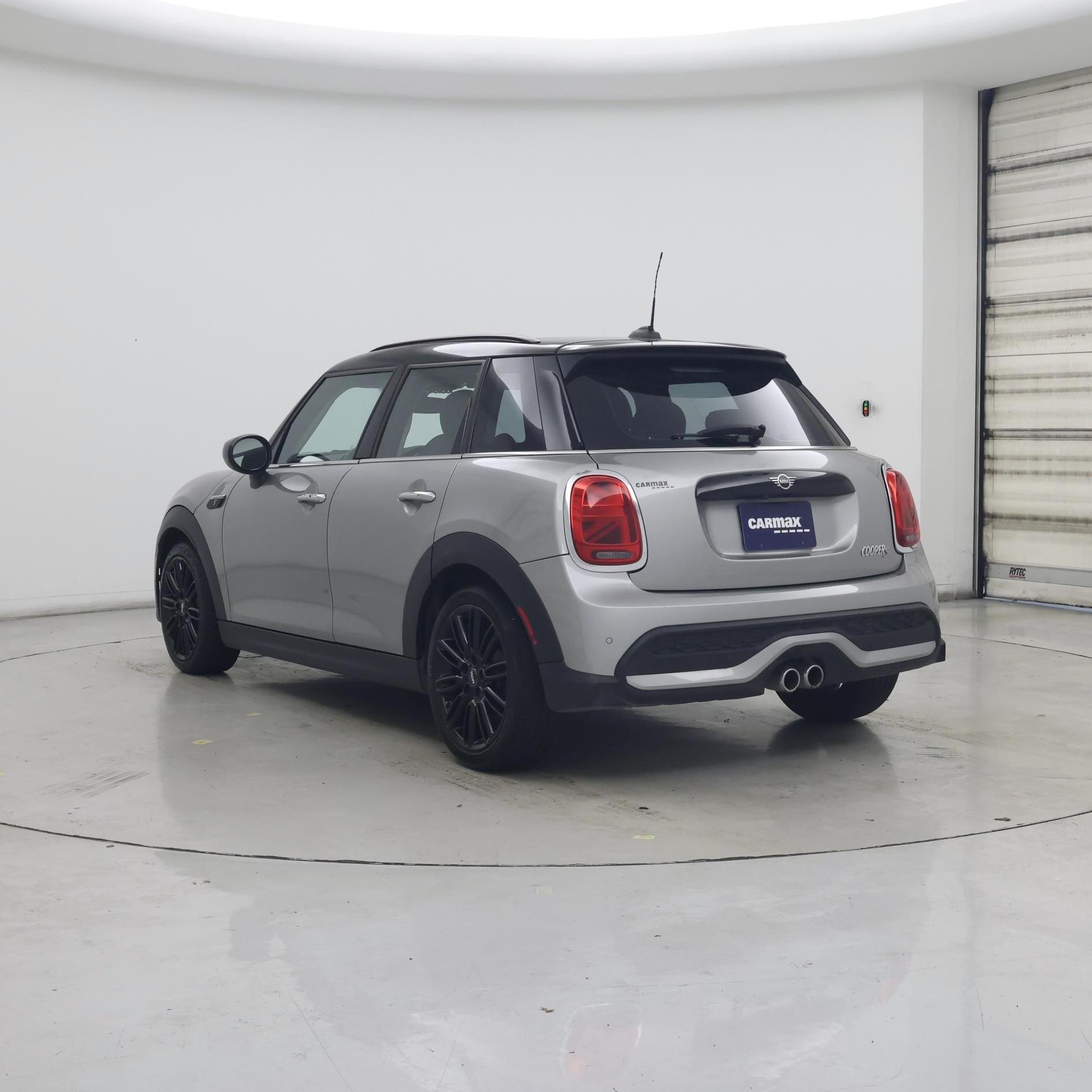 Thumbnail: 2023 MINI Cooper Hardtop - 2
