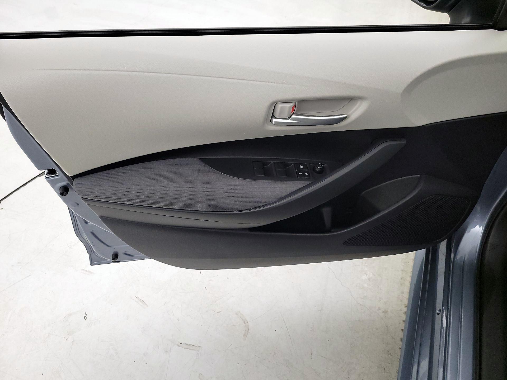 Thumbnail: 2020 Toyota Corolla - 12