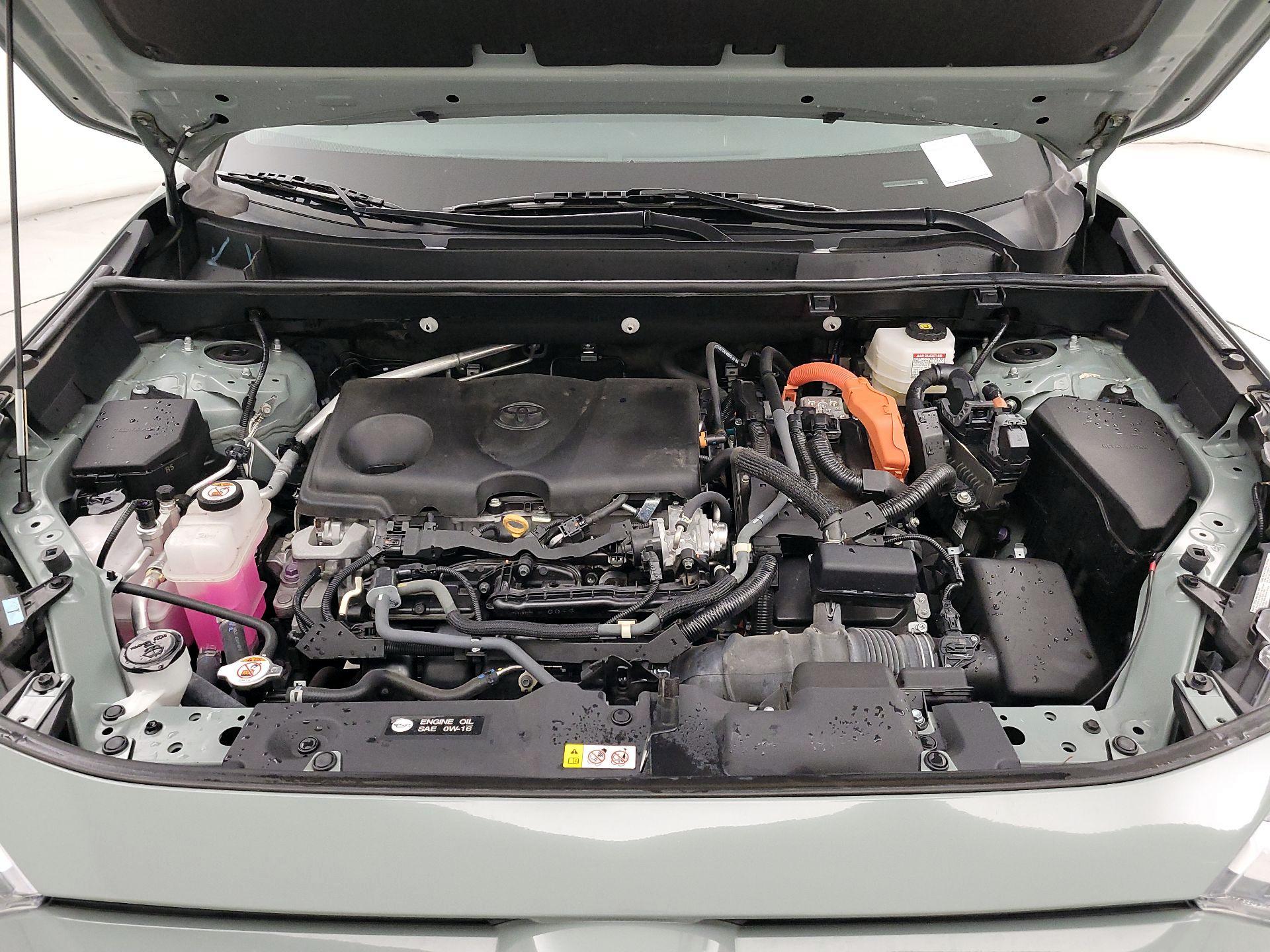 Thumbnail: 2022 Toyota RAV4 - 20