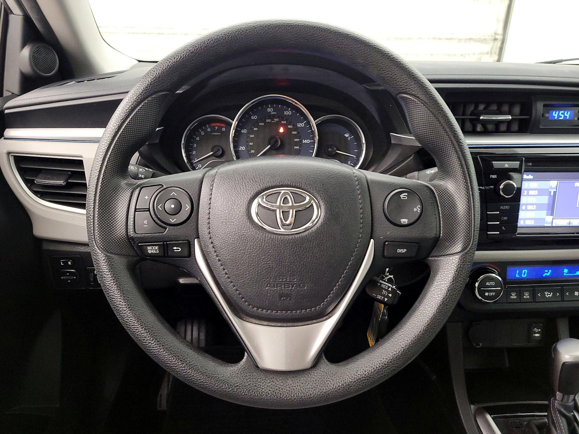 Thumbnail: 2016 Toyota Corolla - 10