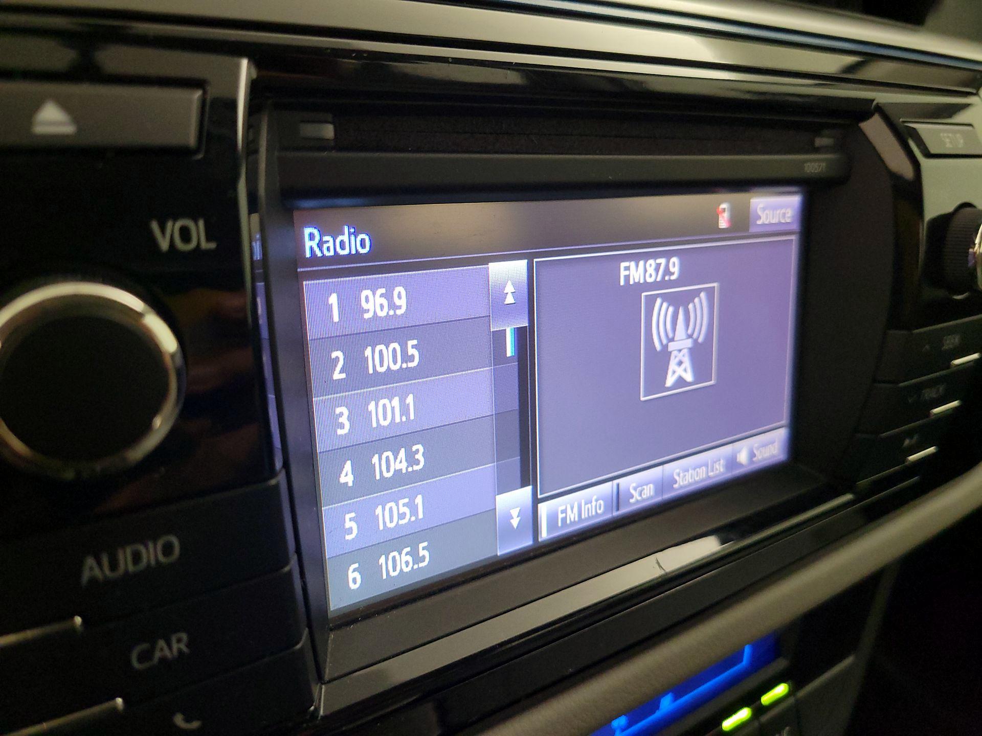 Thumbnail: 2016 Toyota Corolla - 15