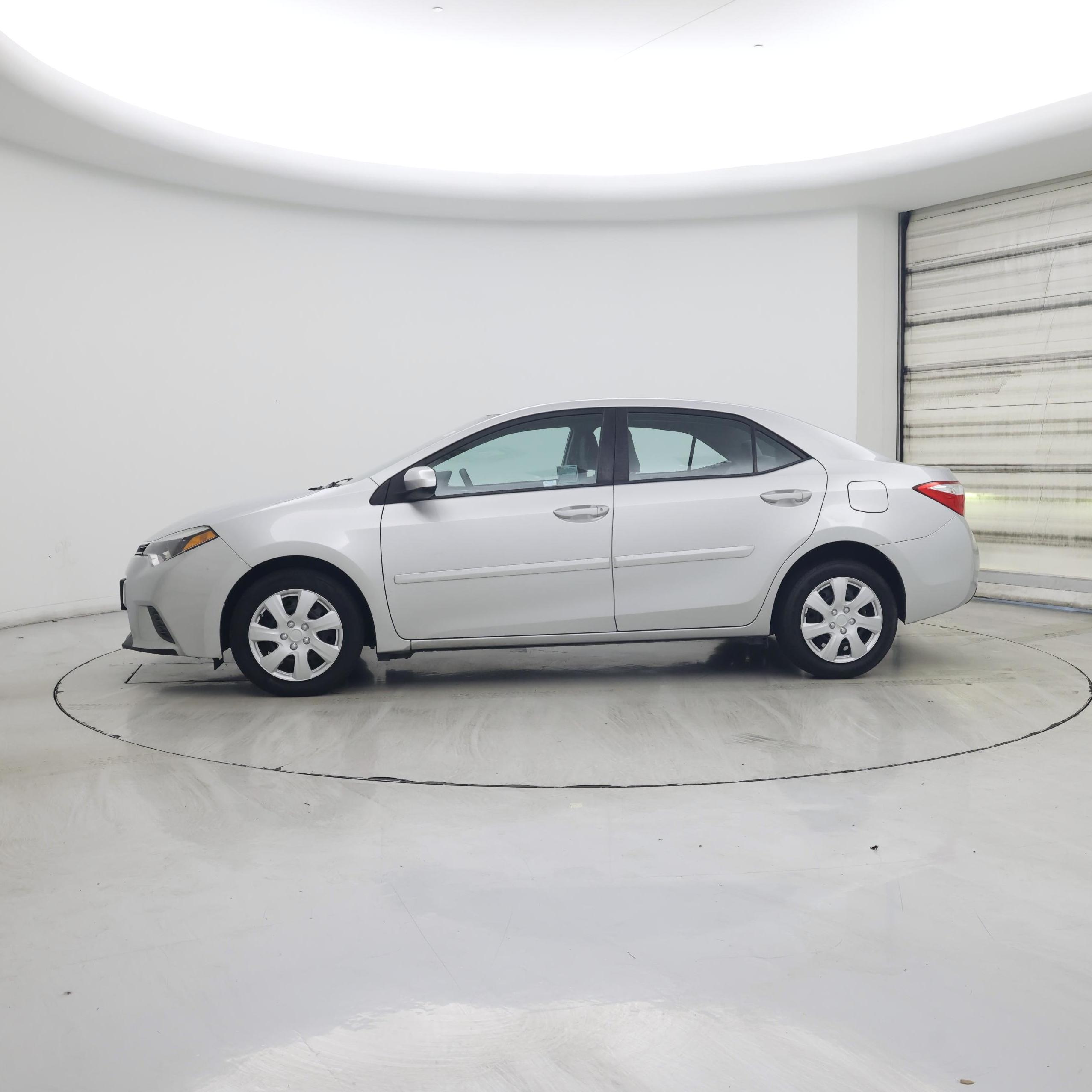 Thumbnail: 2016 Toyota Corolla - 3