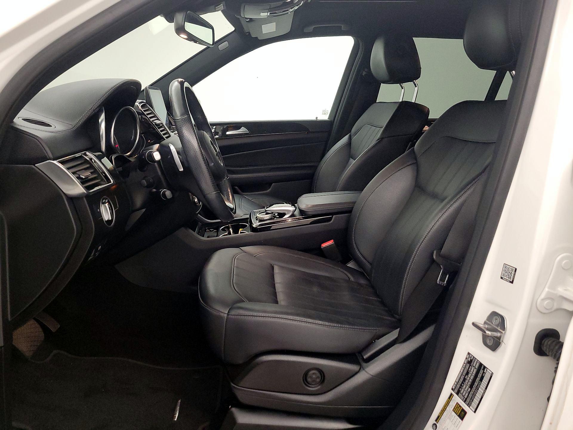 Thumbnail: 2019 Mercedes-Benz GLS - 11