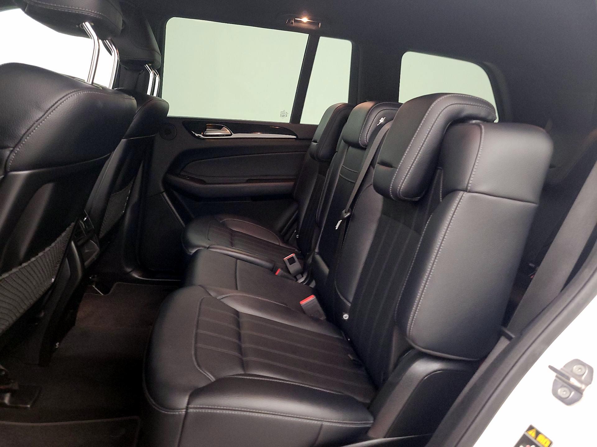 Thumbnail: 2019 Mercedes-Benz GLS - 18