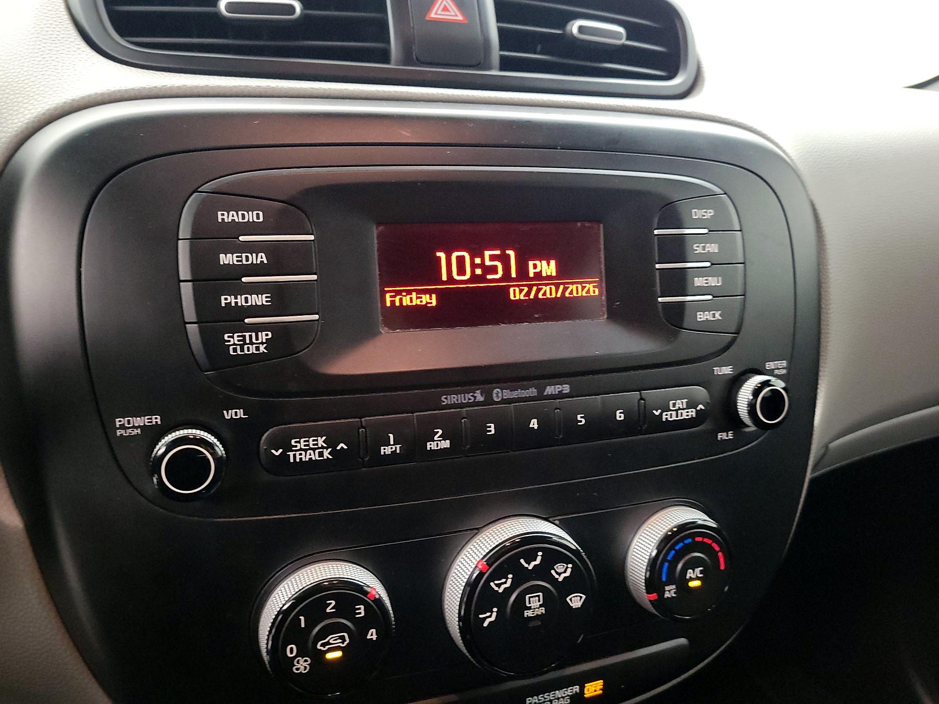 Thumbnail: 2015 Kia Soul - 14