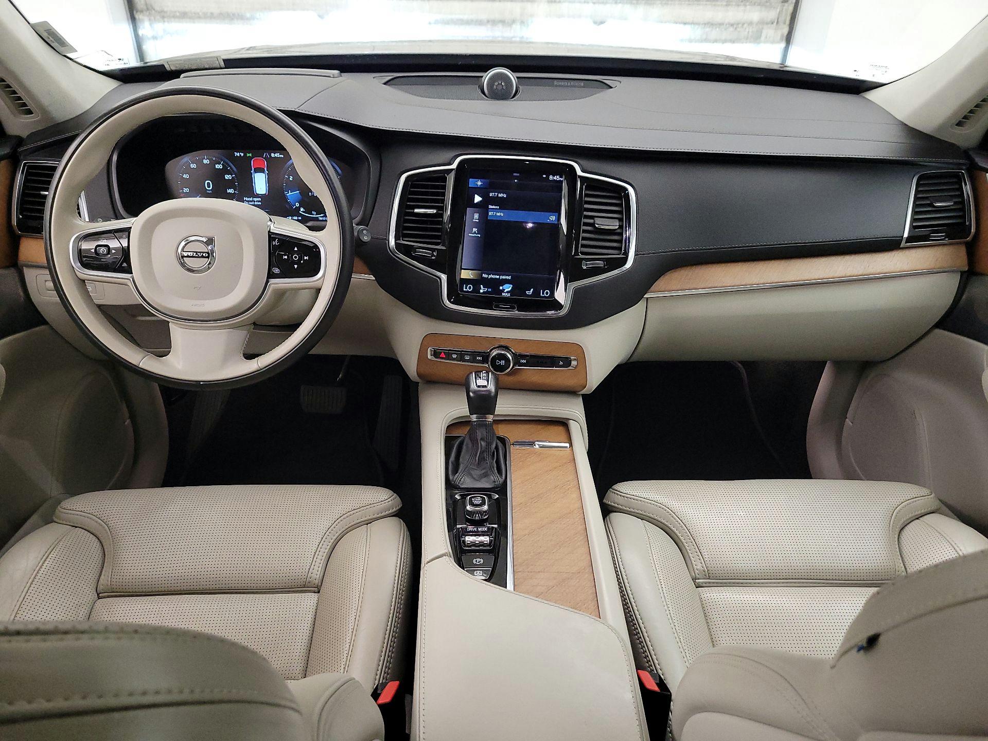 Thumbnail: 2020 Volvo XC90 - 9