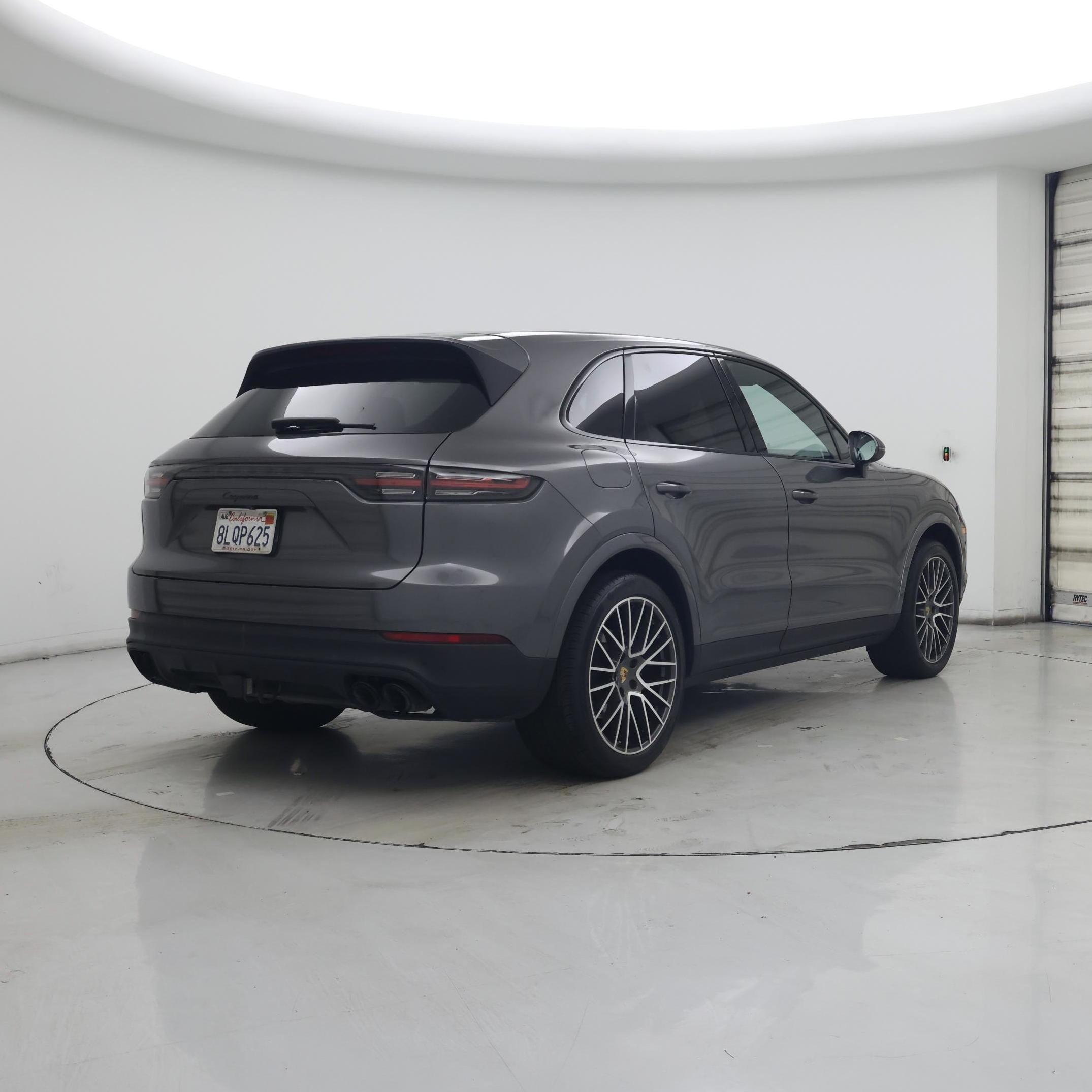 Thumbnail: 2019 Porsche Cayenne - 8