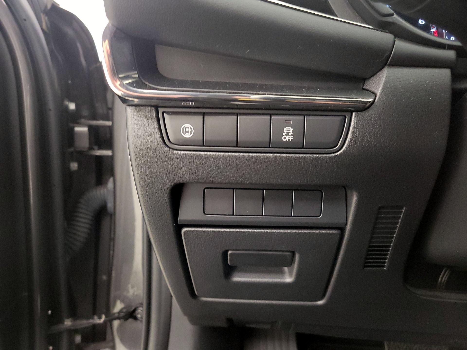 Thumbnail: 2019 Mazda Mazda3 - 13